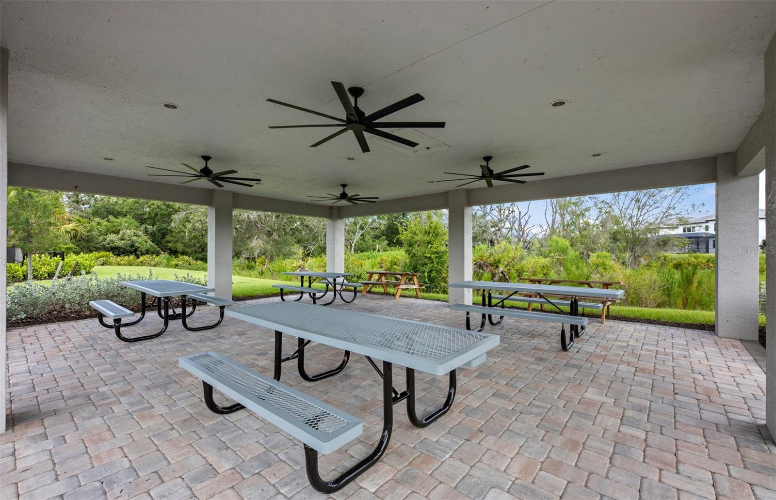 Image 53 of 67 For 5949 Bluestar Court