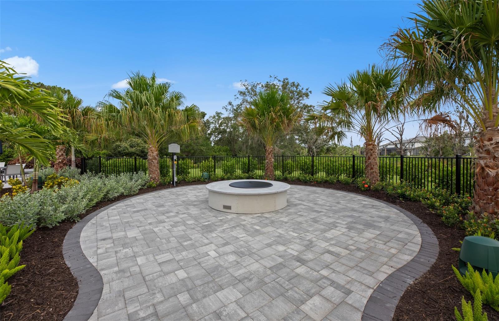 Image 54 of 67 For 5949 Bluestar Court