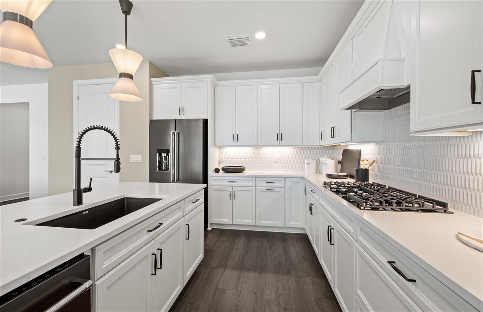 Image 9 of 67 For 5949 Bluestar Court