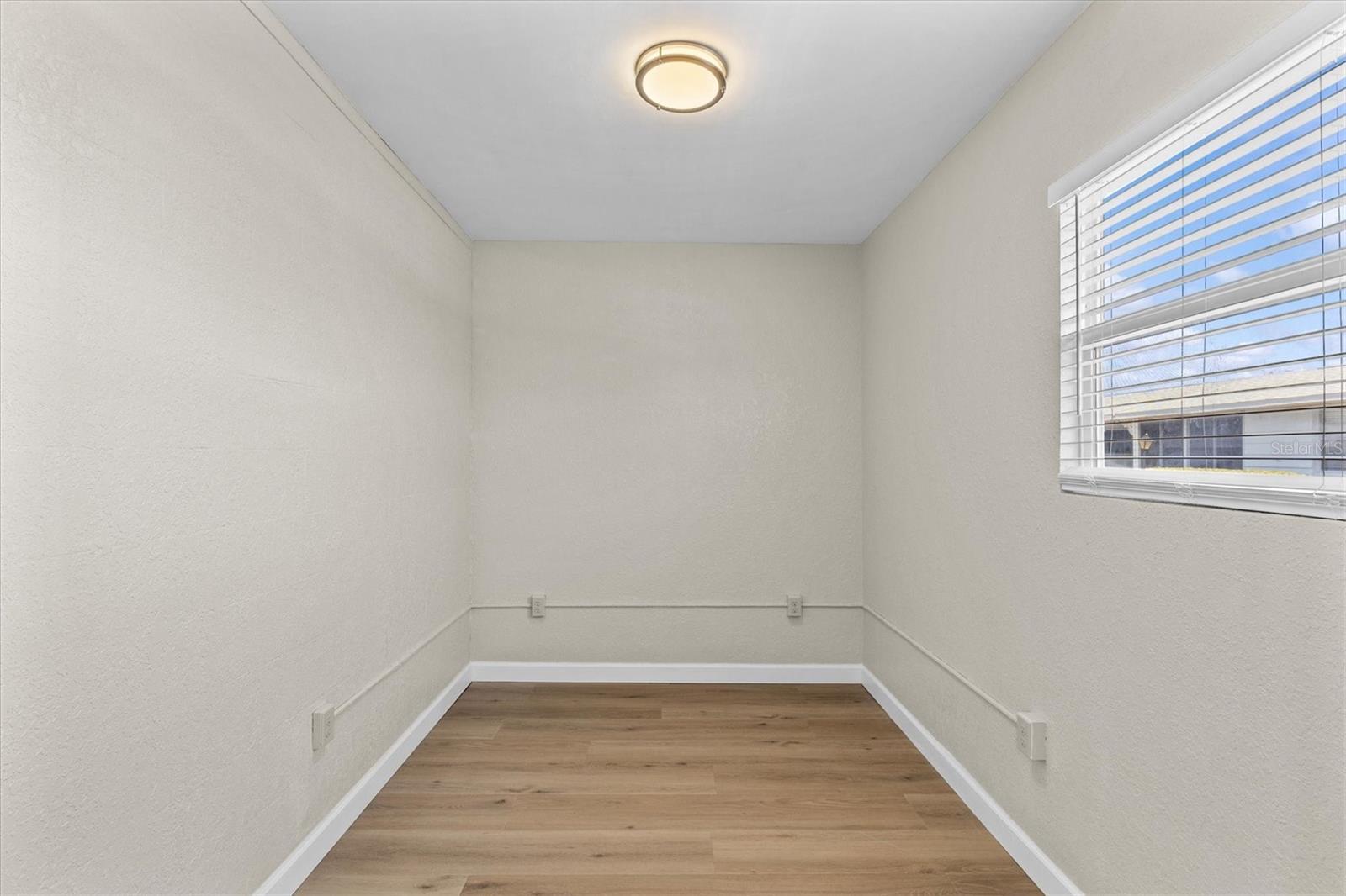 Image 24 of 39 For 12400 Park Boulevard 210