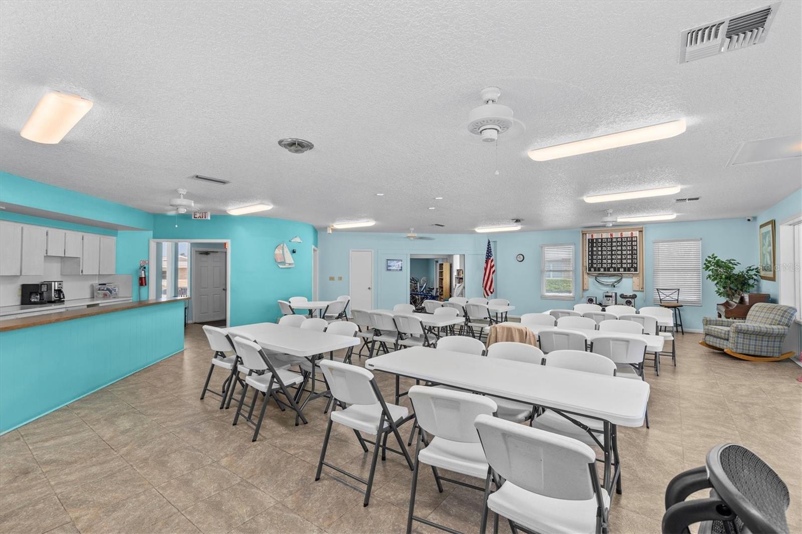 Image 31 of 39 For 12400 Park Boulevard 210