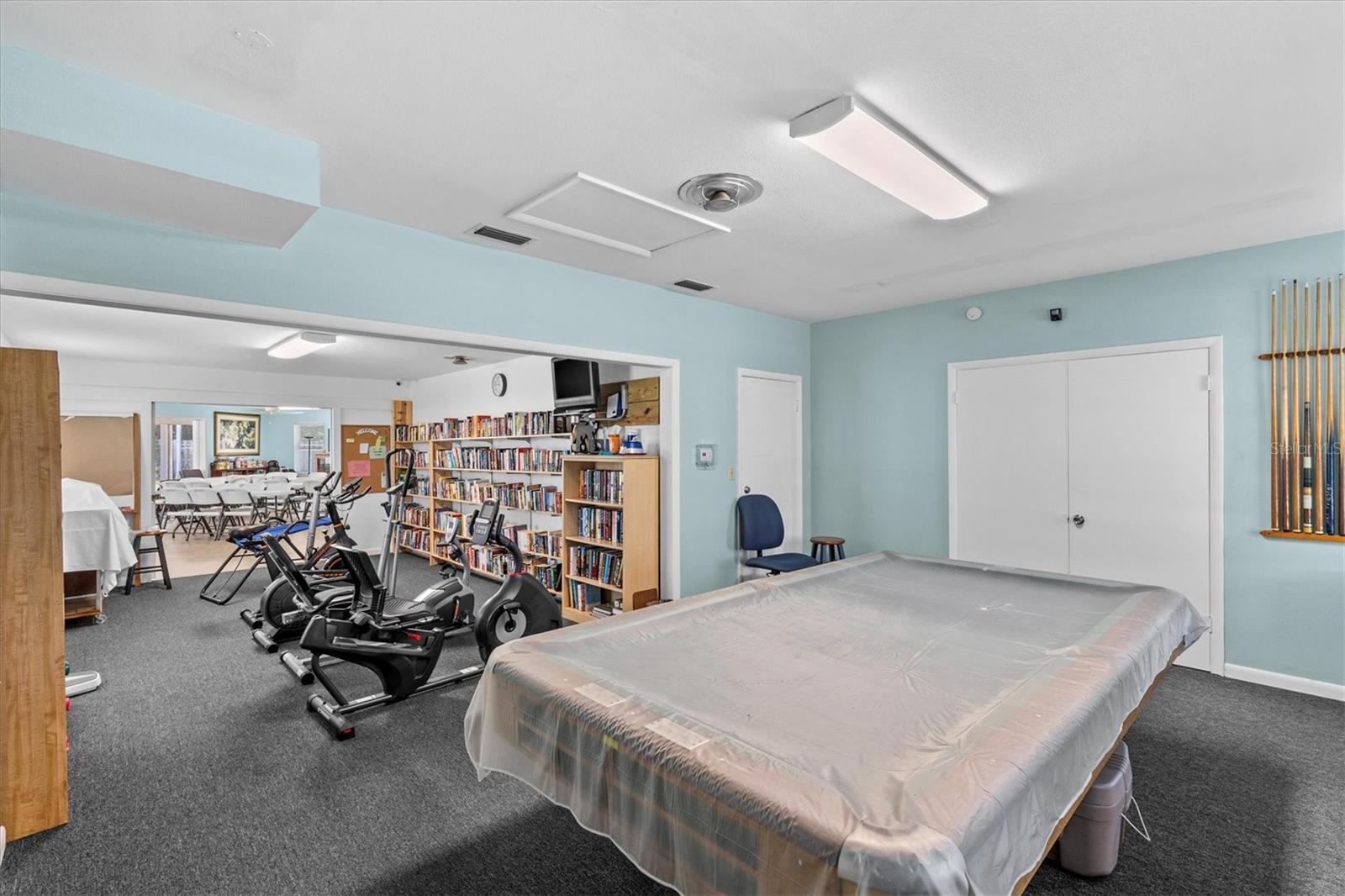 Image 33 of 39 For 12400 Park Boulevard 210