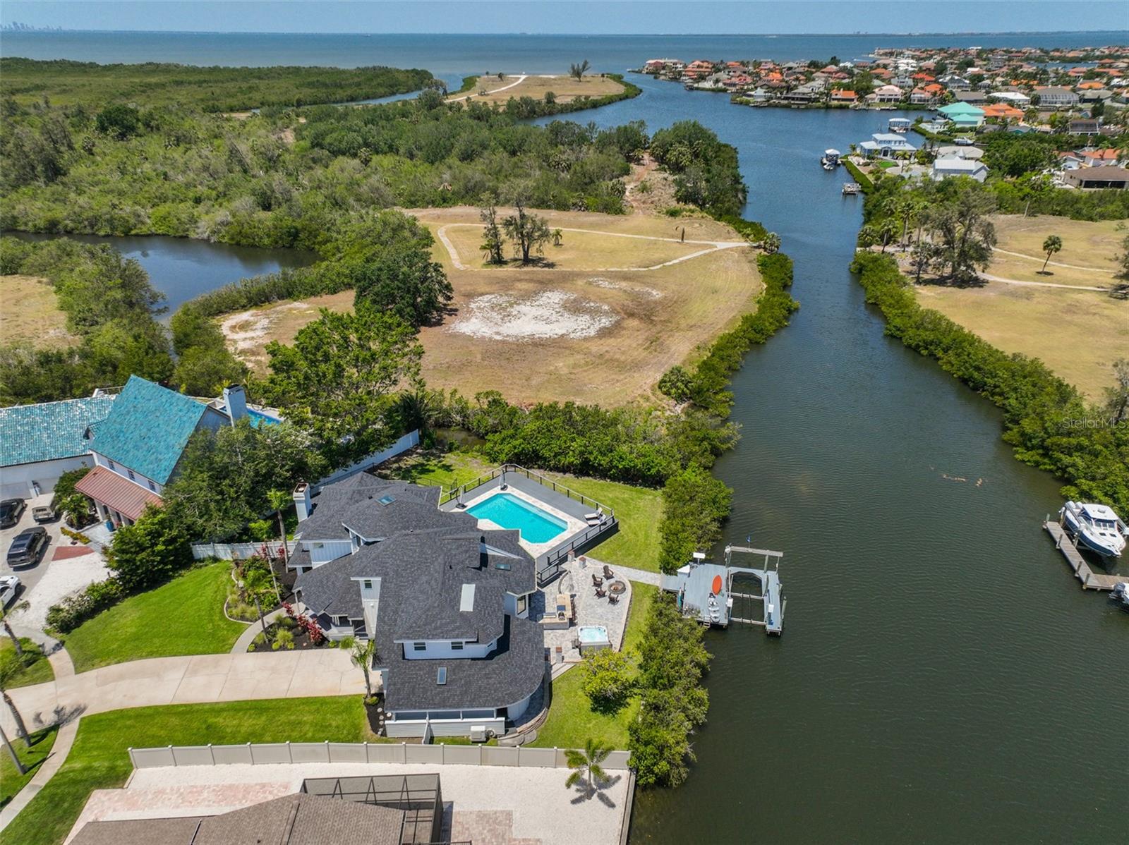 Image 87 of 92 For 945 Bunker View Drive