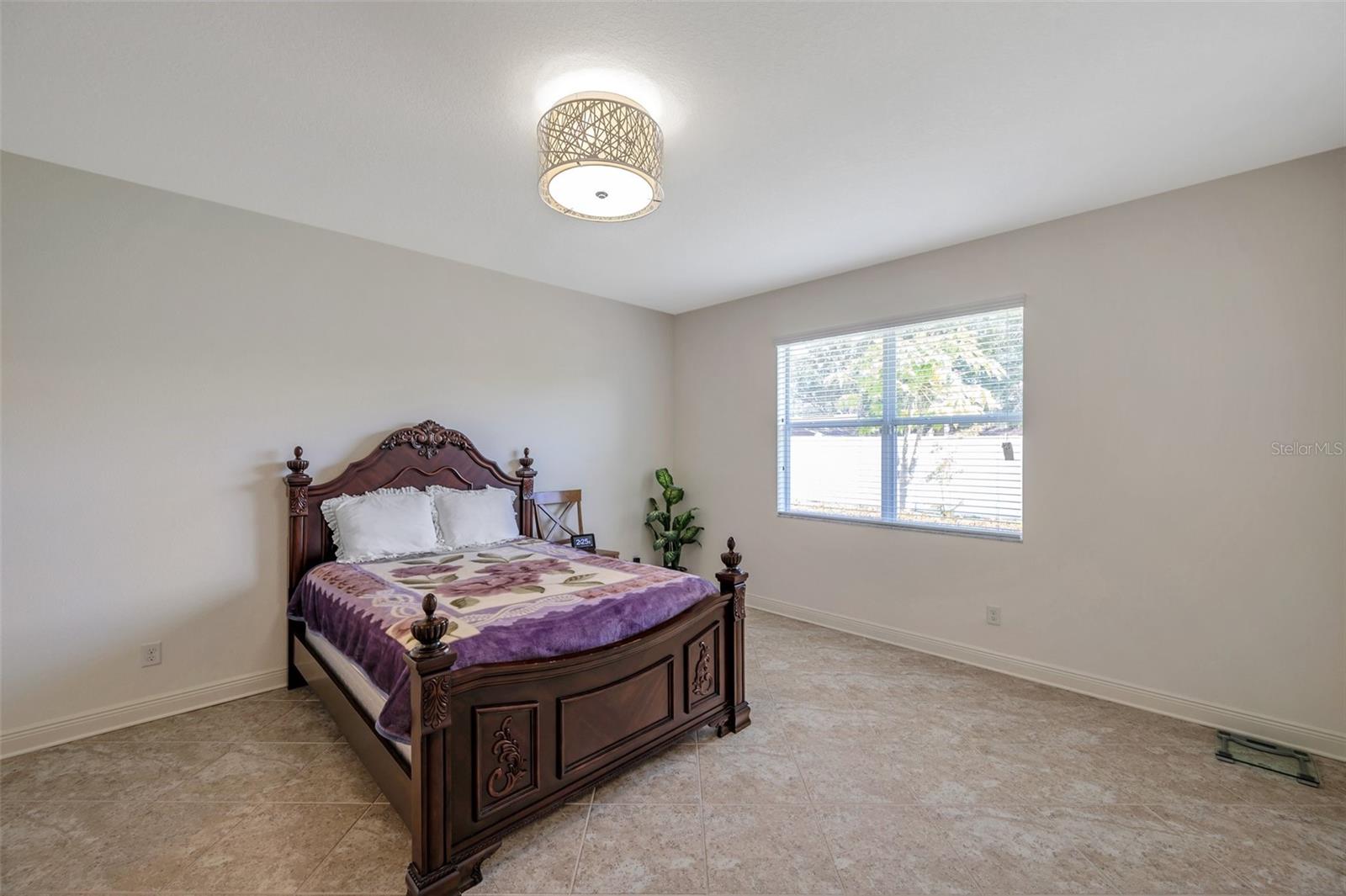 Image 28 of 73 For 2218 Valterra Vista Way