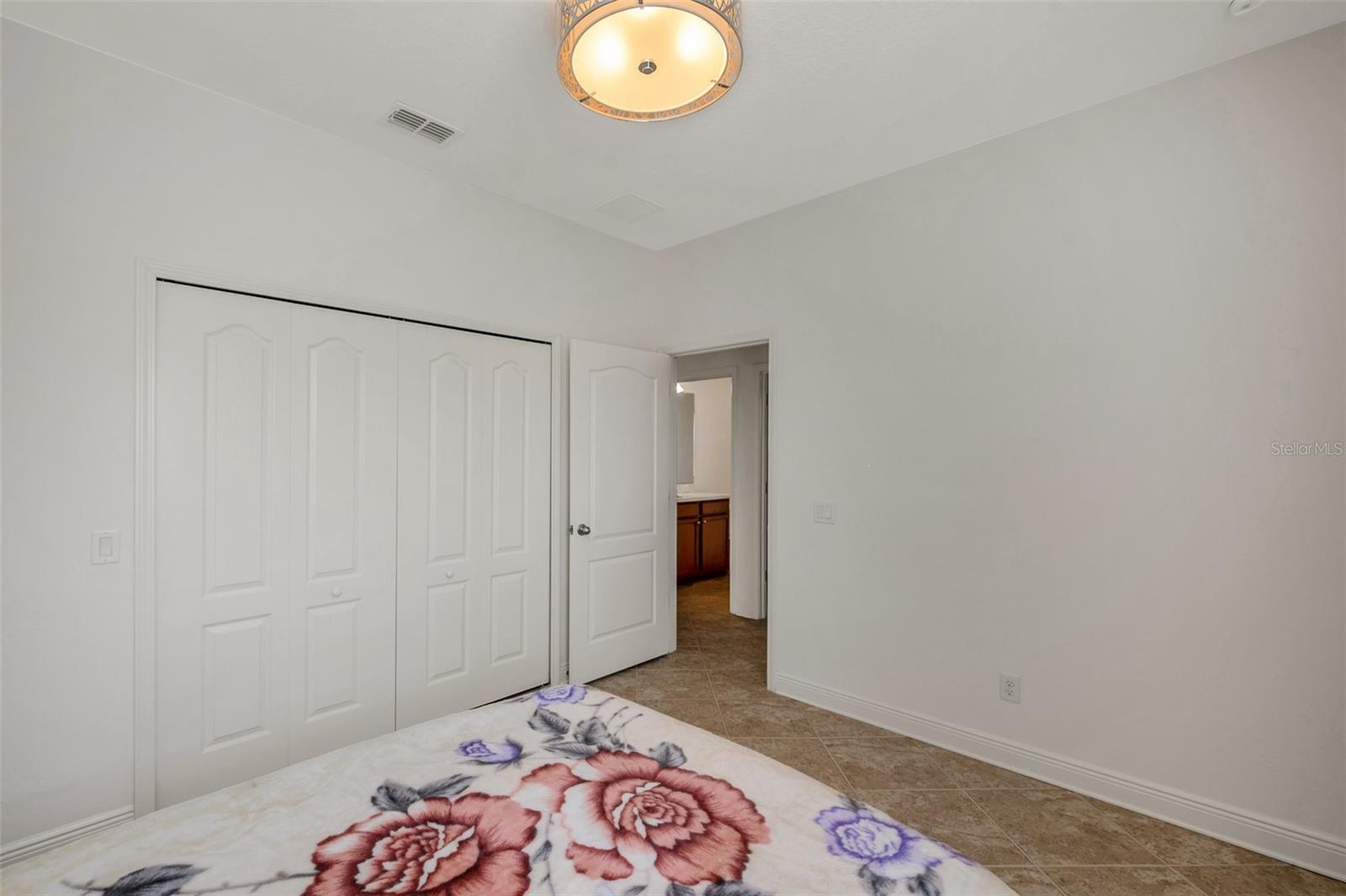 Image 39 of 73 For 2218 Valterra Vista Way
