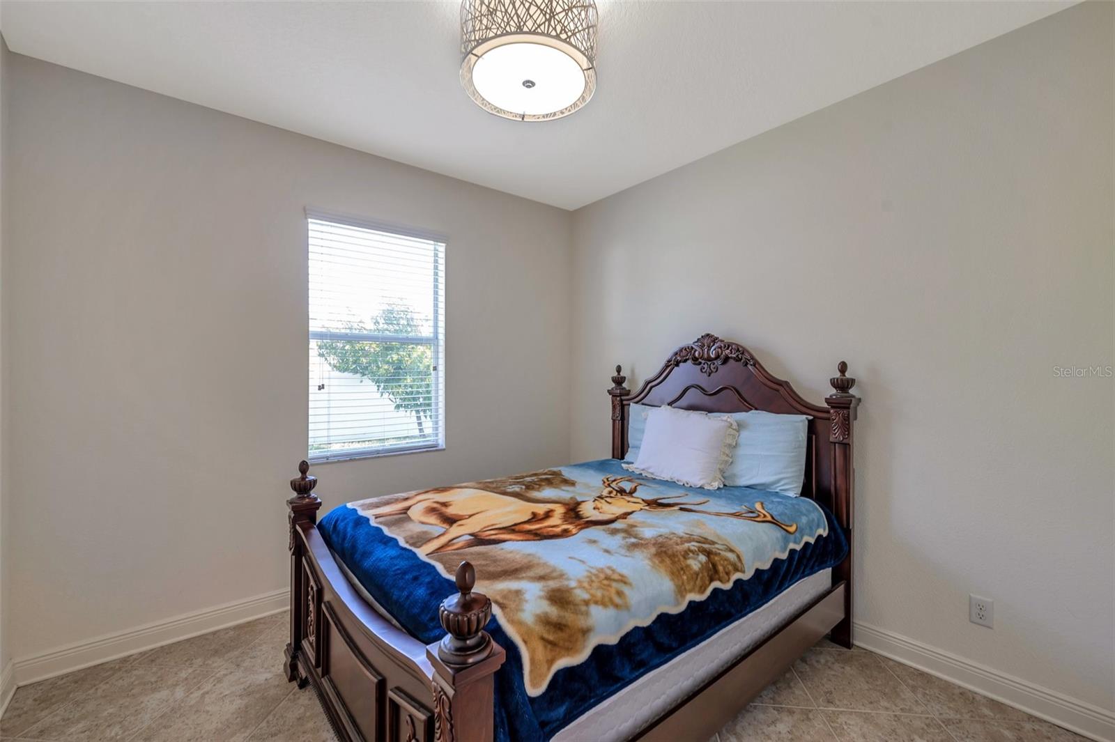 Image 40 of 73 For 2218 Valterra Vista Way