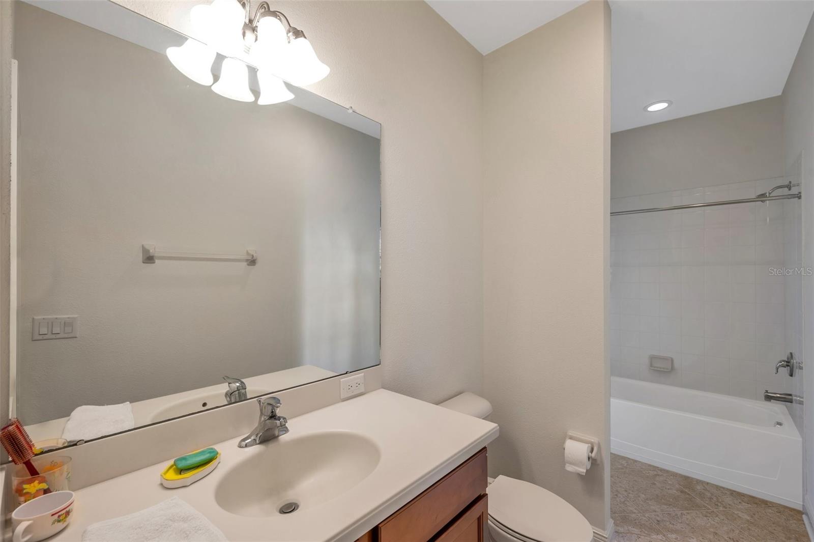 Image 44 of 73 For 2218 Valterra Vista Way