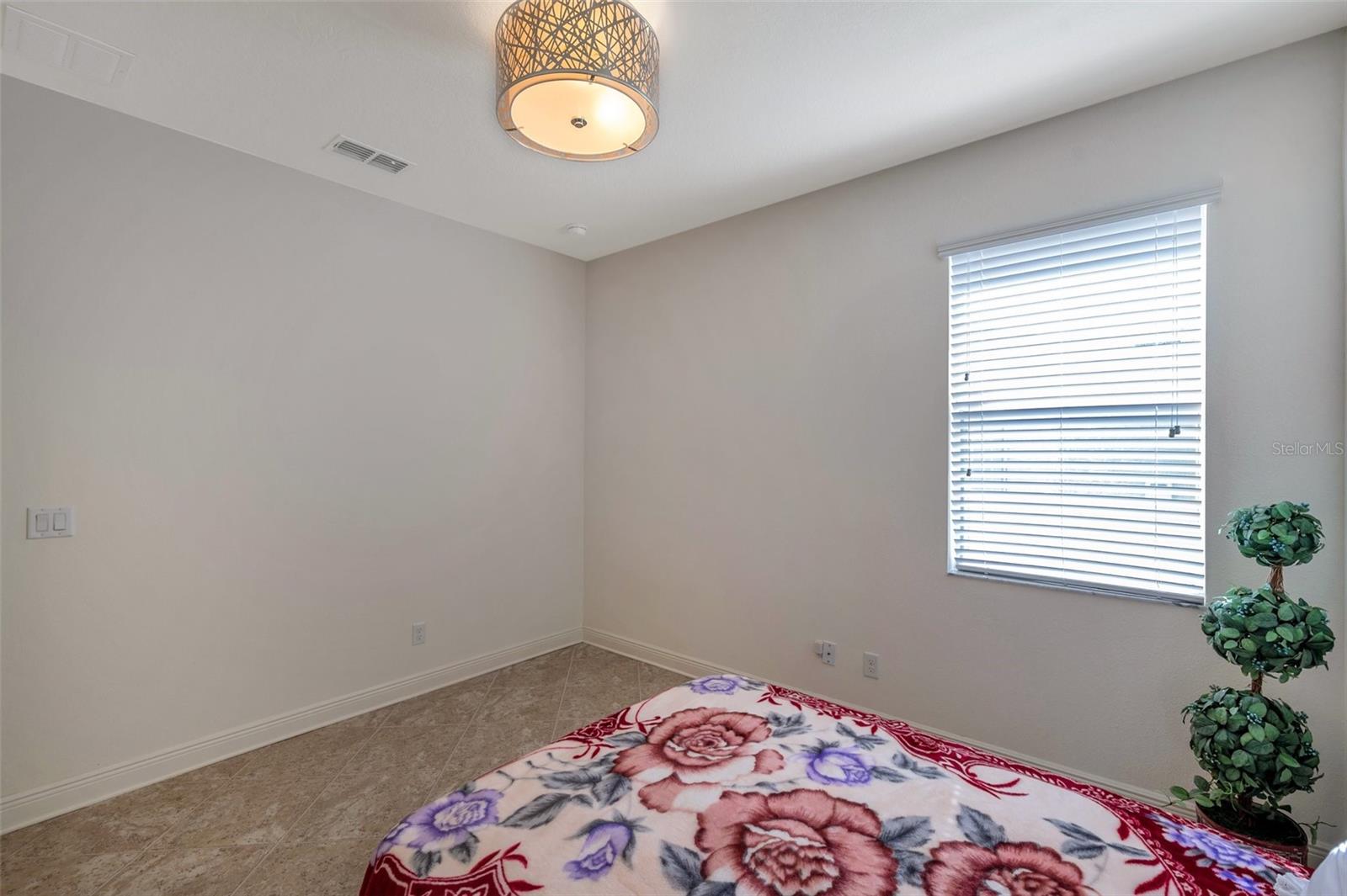 Image 48 of 73 For 2218 Valterra Vista Way
