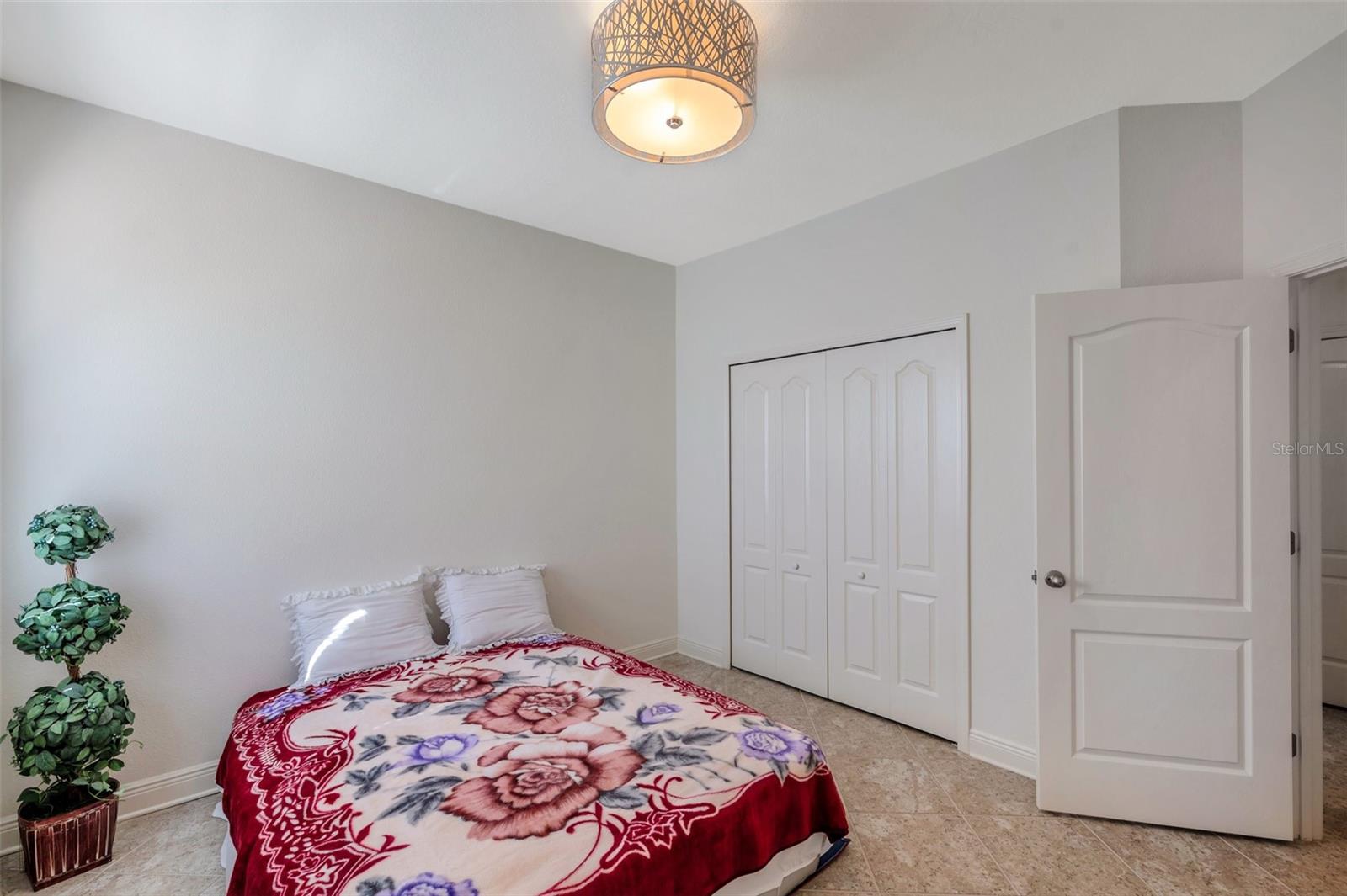 Image 49 of 73 For 2218 Valterra Vista Way