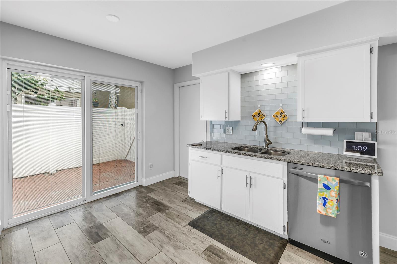 Image 14 of 44 For 3537 12th Avenue N