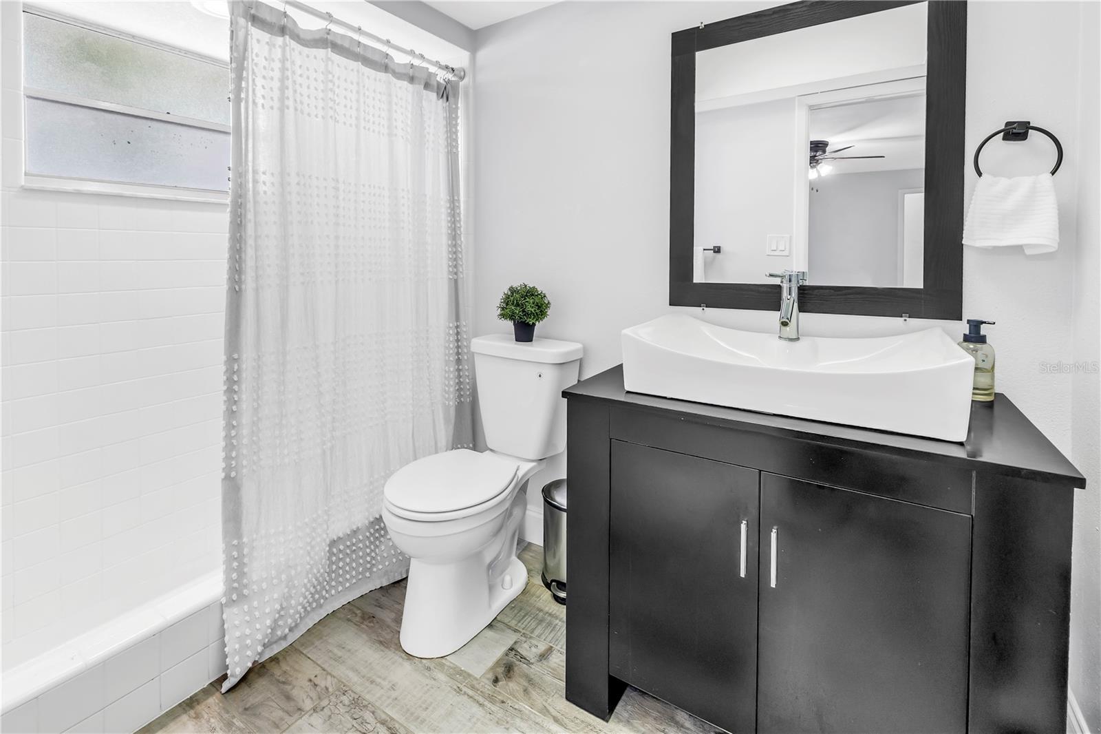 Image 33 of 44 For 3537 12th Avenue N