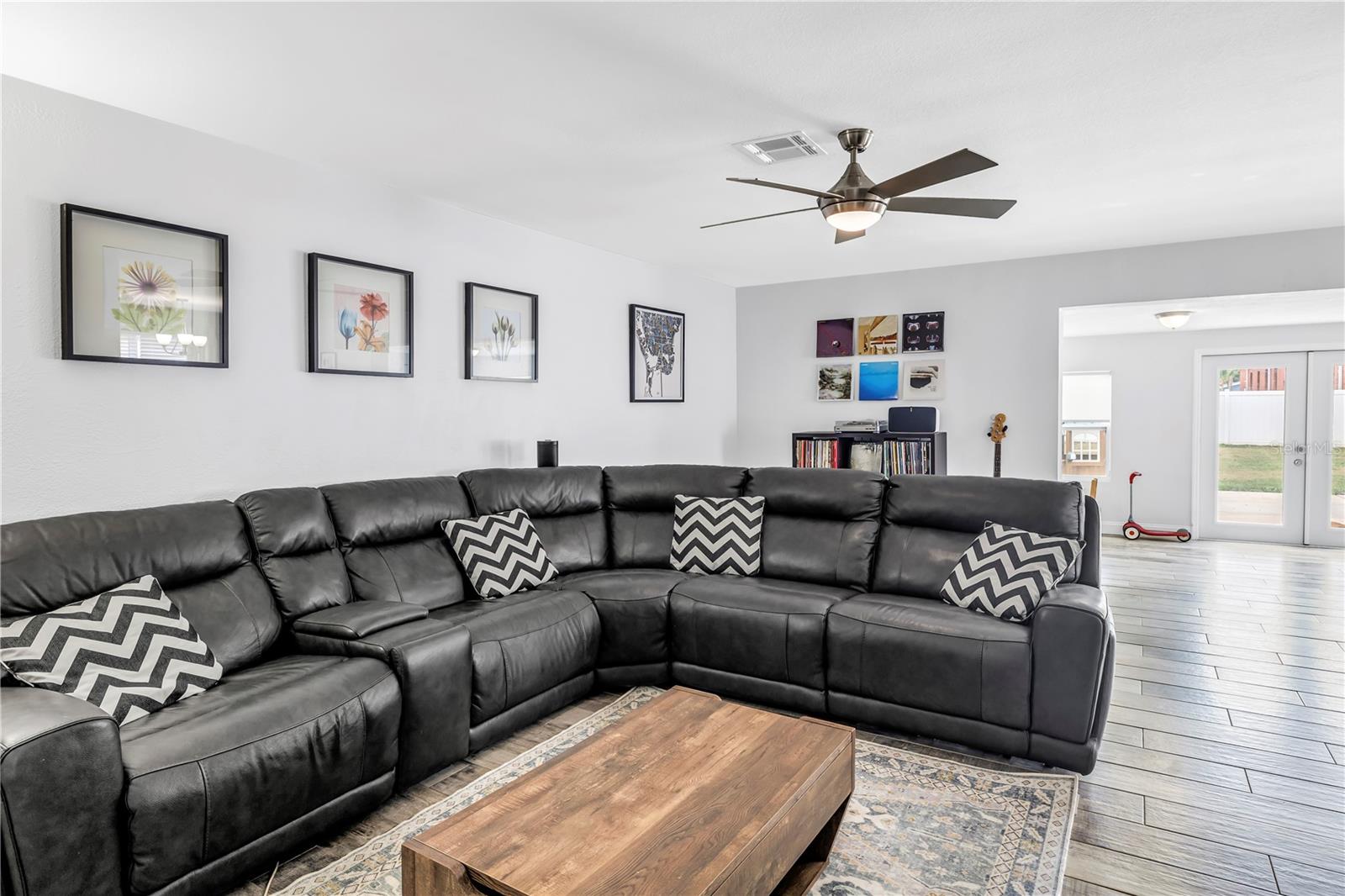 Image 5 of 44 For 3537 12th Avenue N