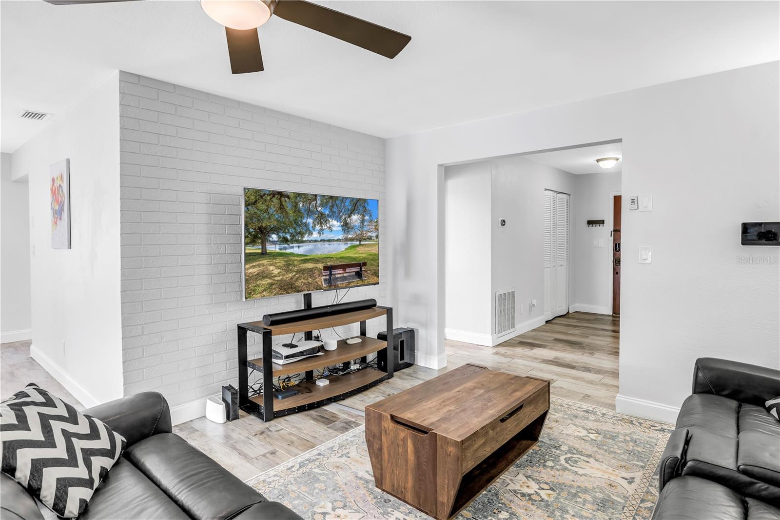 Image 7 of 44 For 3537 12th Avenue N