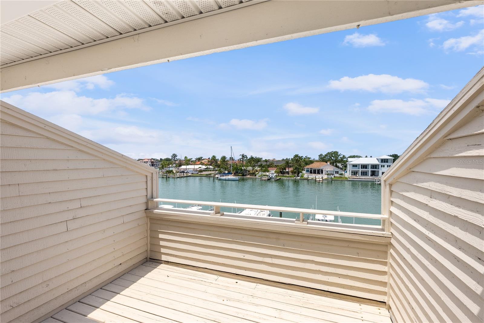 Image 18 of 34 For 350 Pinellas Bayway S 7