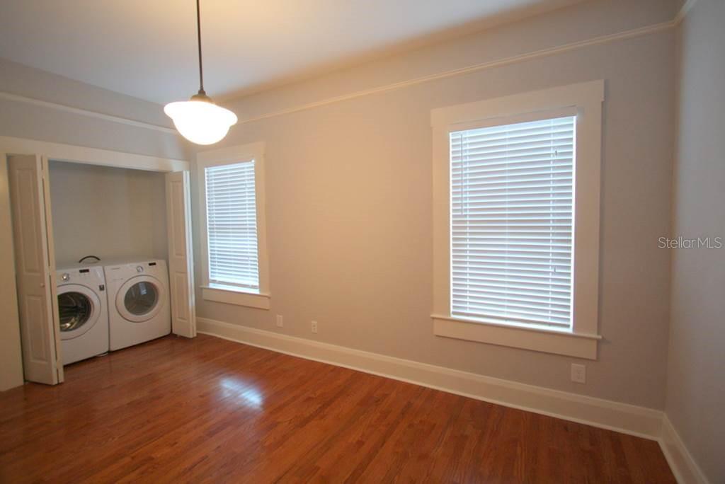 Image 16 of 25 For 2402 Morgan Street