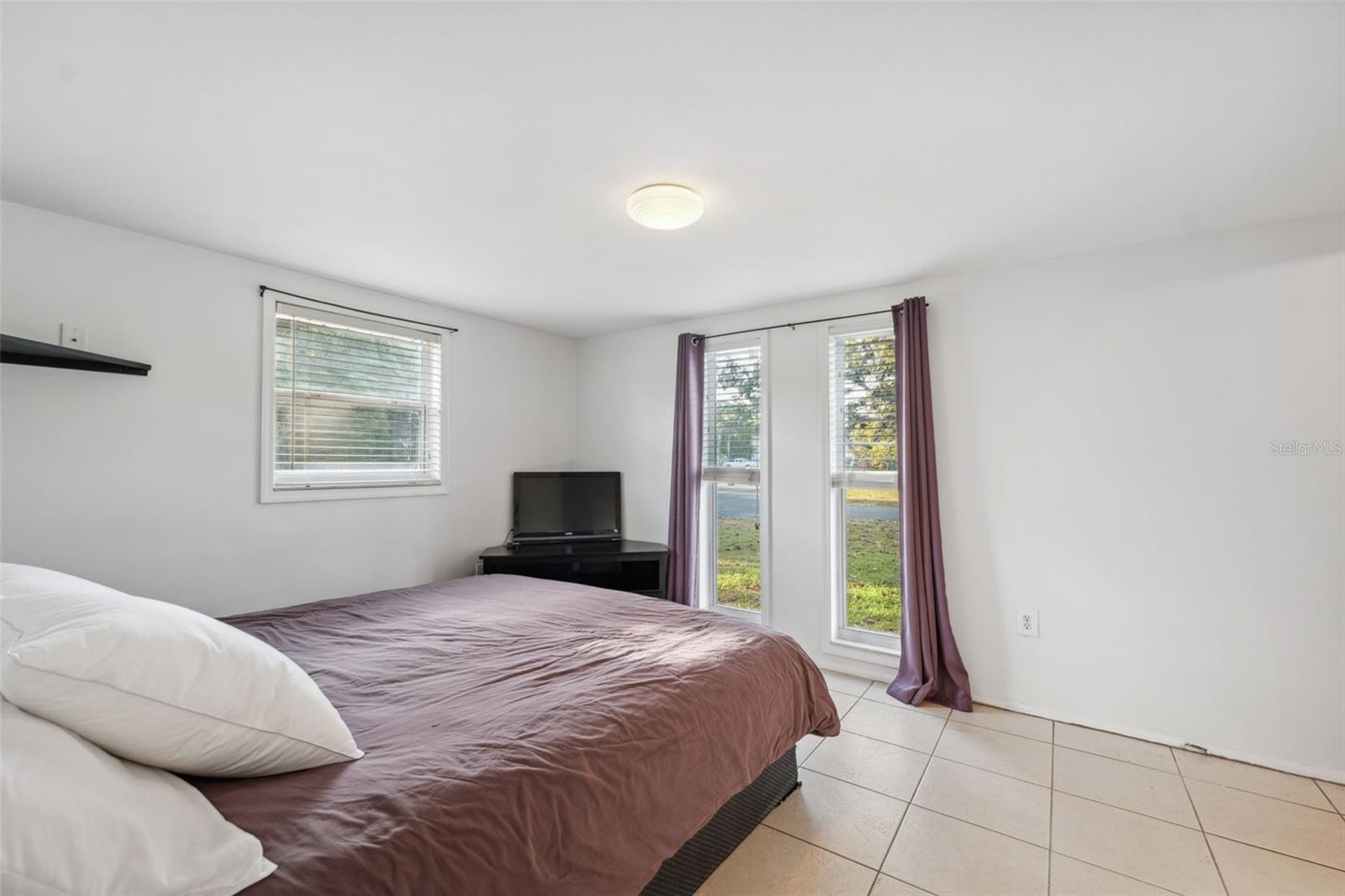 Image 22 of 55 For 7325 Calder Drive