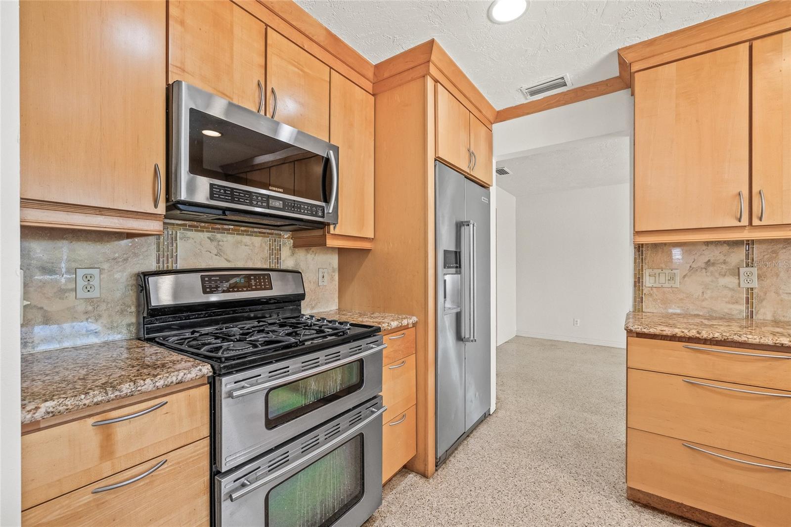 Image 16 of 62 For 1141 80th Street Court S