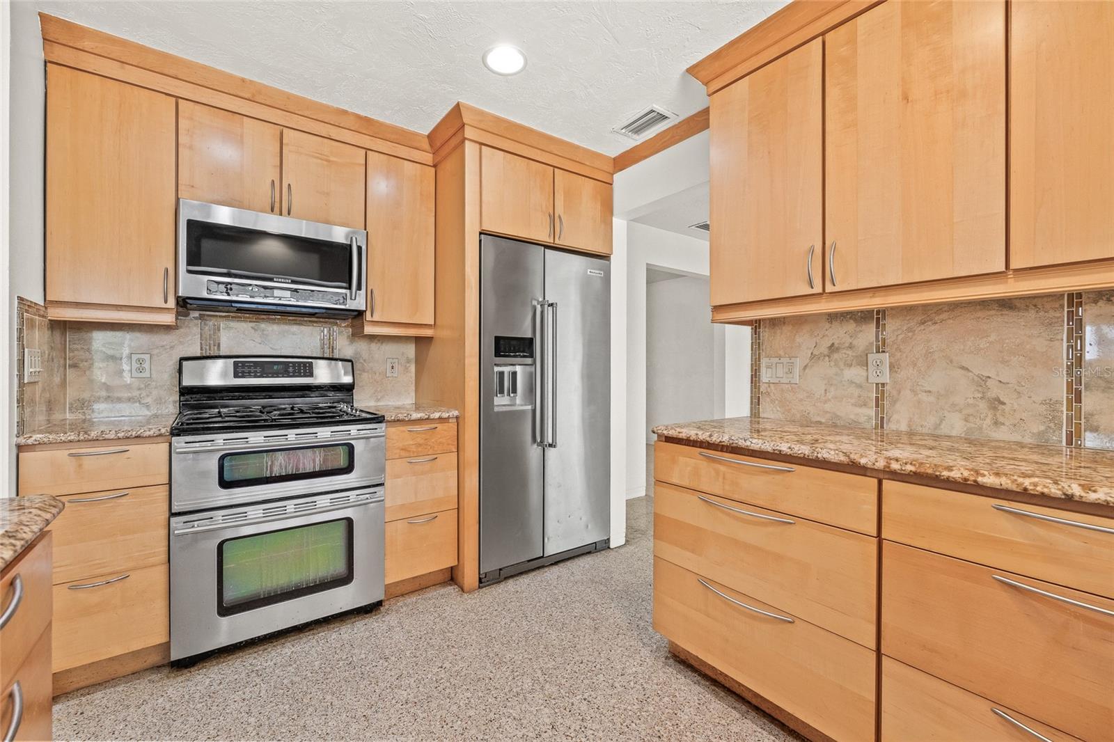 Image 22 of 62 For 1141 80th Street Court S