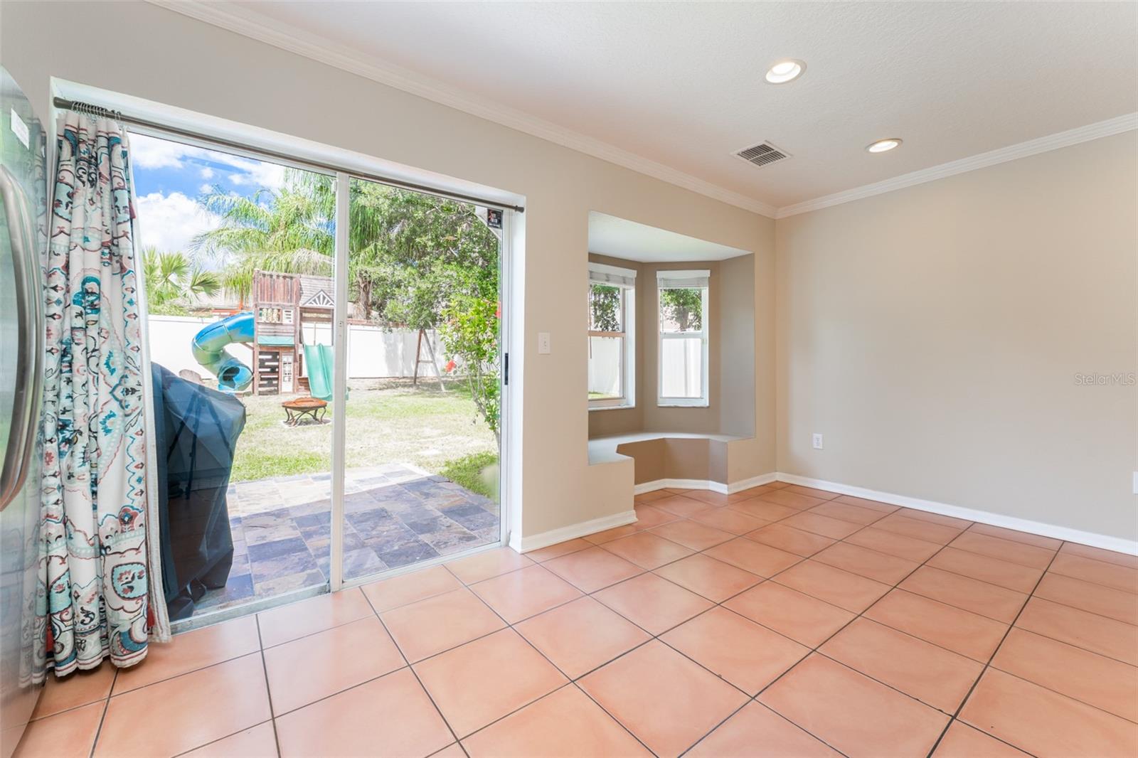 Image 10 of 34 For 5607 Tanagergrove Way