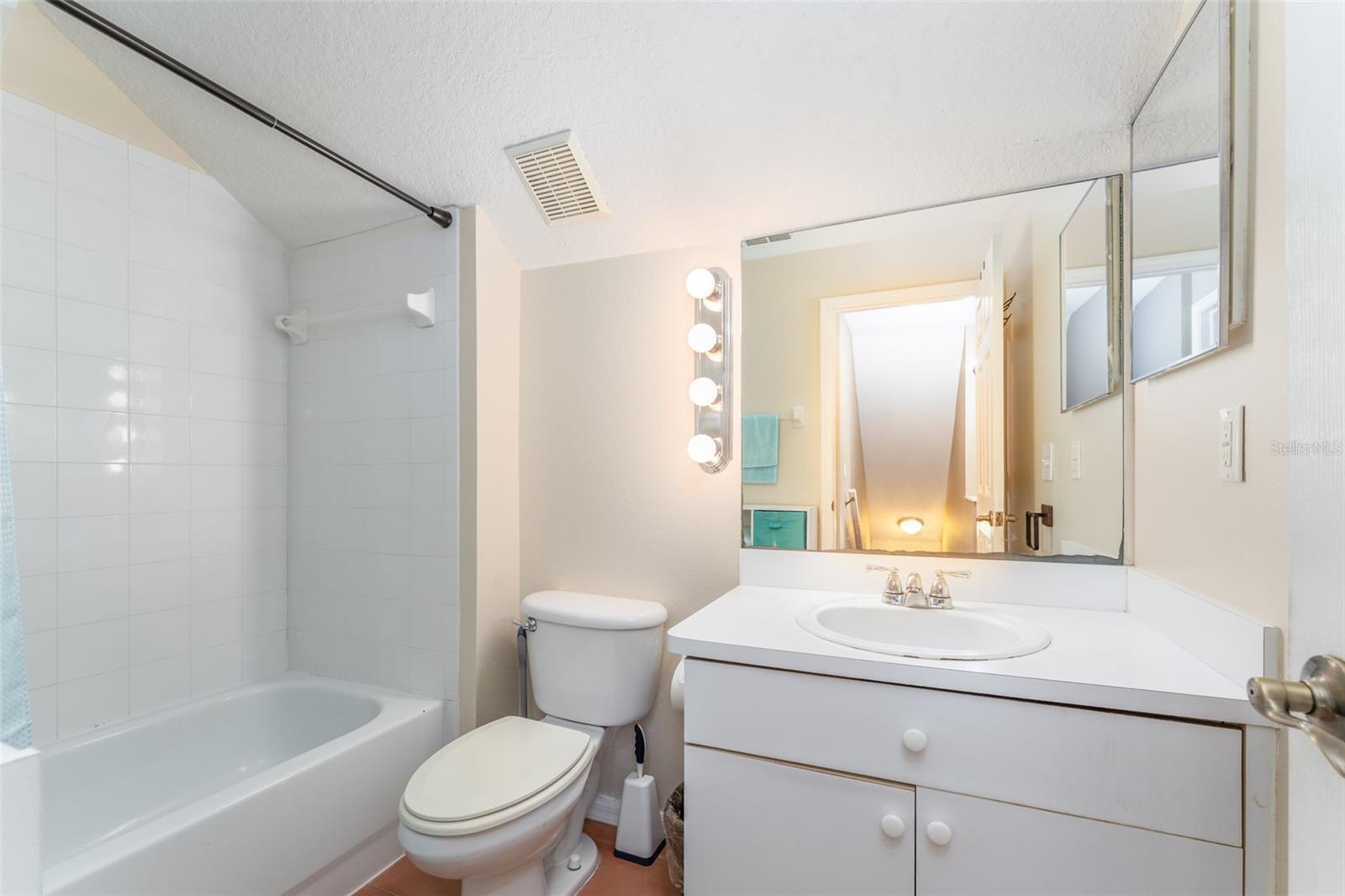 Image 22 of 34 For 5607 Tanagergrove Way
