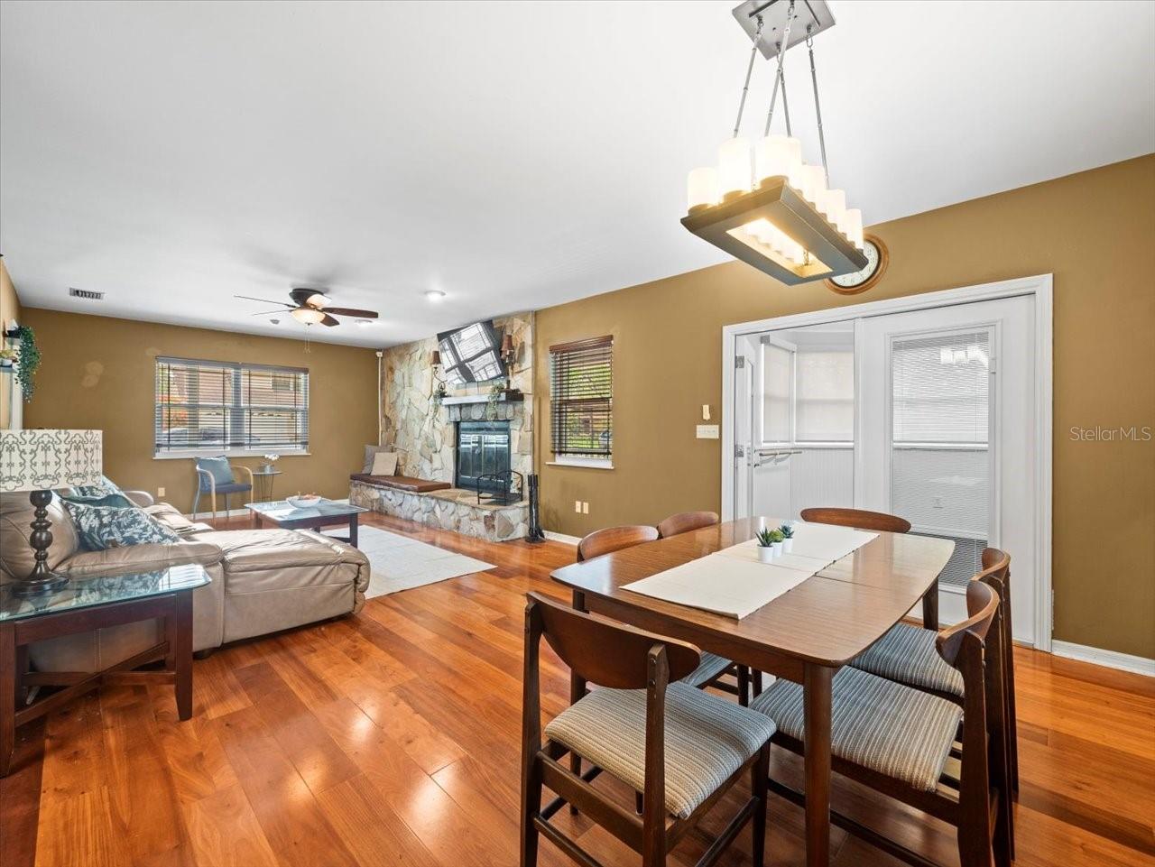 Listing photo id 11 for 10206 Hyaleah Road