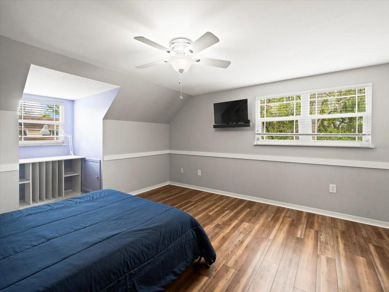 Listing photo id 31 for 10206 Hyaleah Road