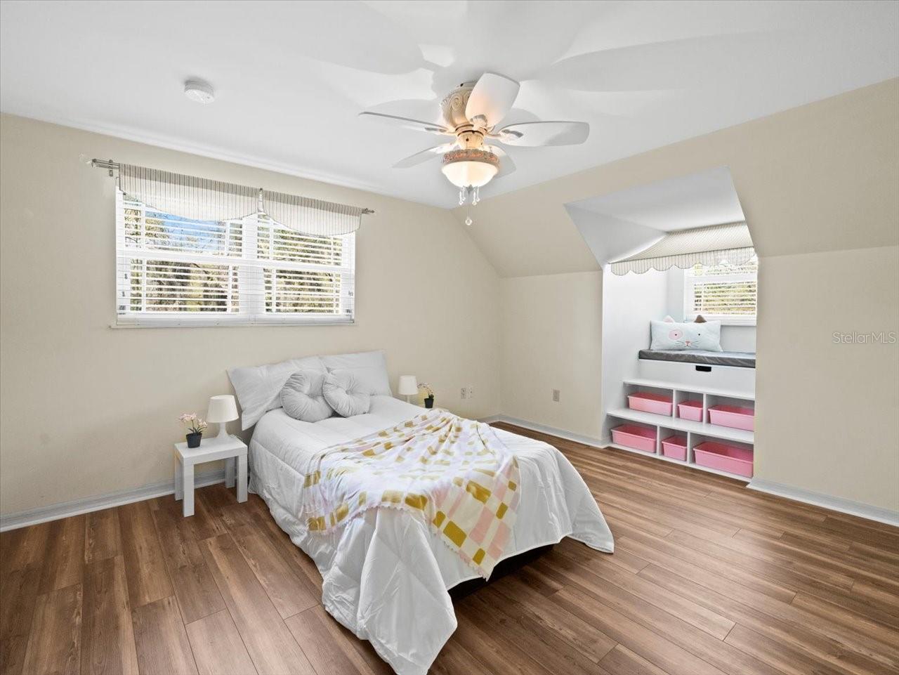 Listing photo id 36 for 10206 Hyaleah Road