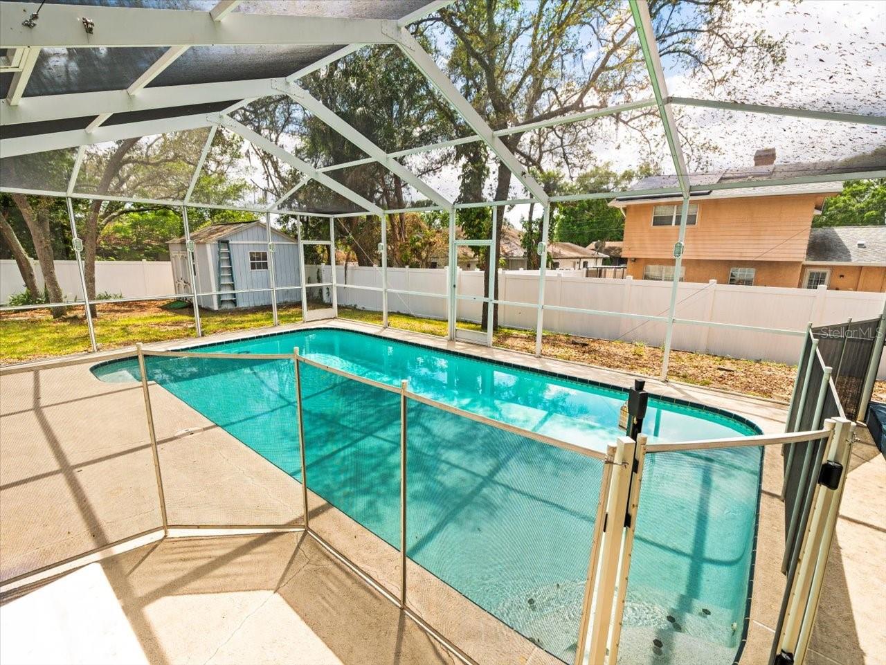 Listing photo id 41 for 10206 Hyaleah Road