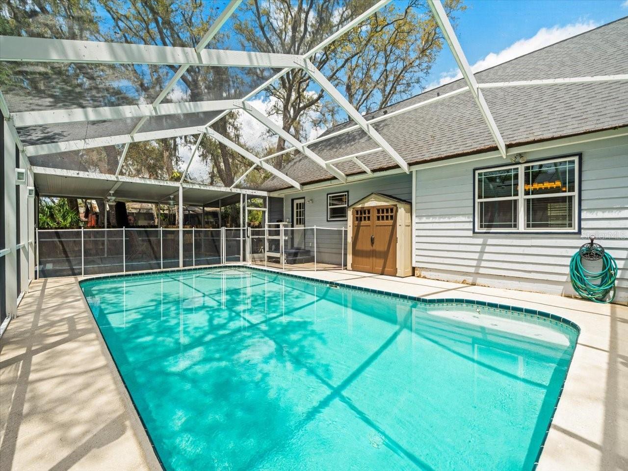Listing photo id 43 for 10206 Hyaleah Road