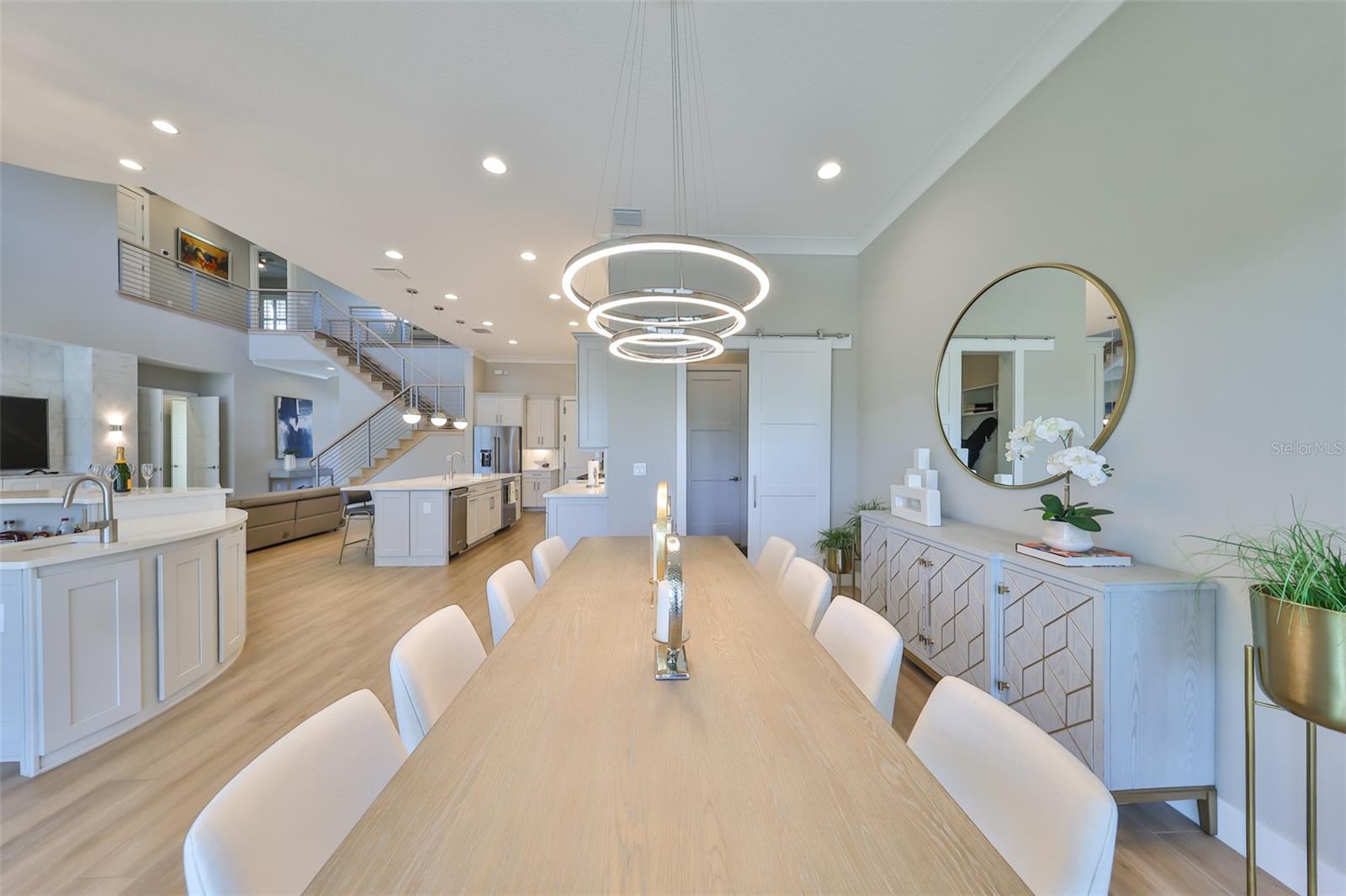 Listing photo id 17 for 715 Pinckney Drive