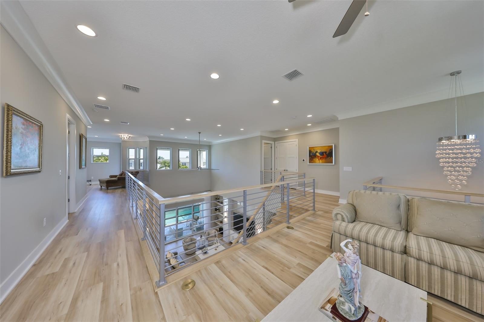 Listing photo id 40 for 715 Pinckney Drive