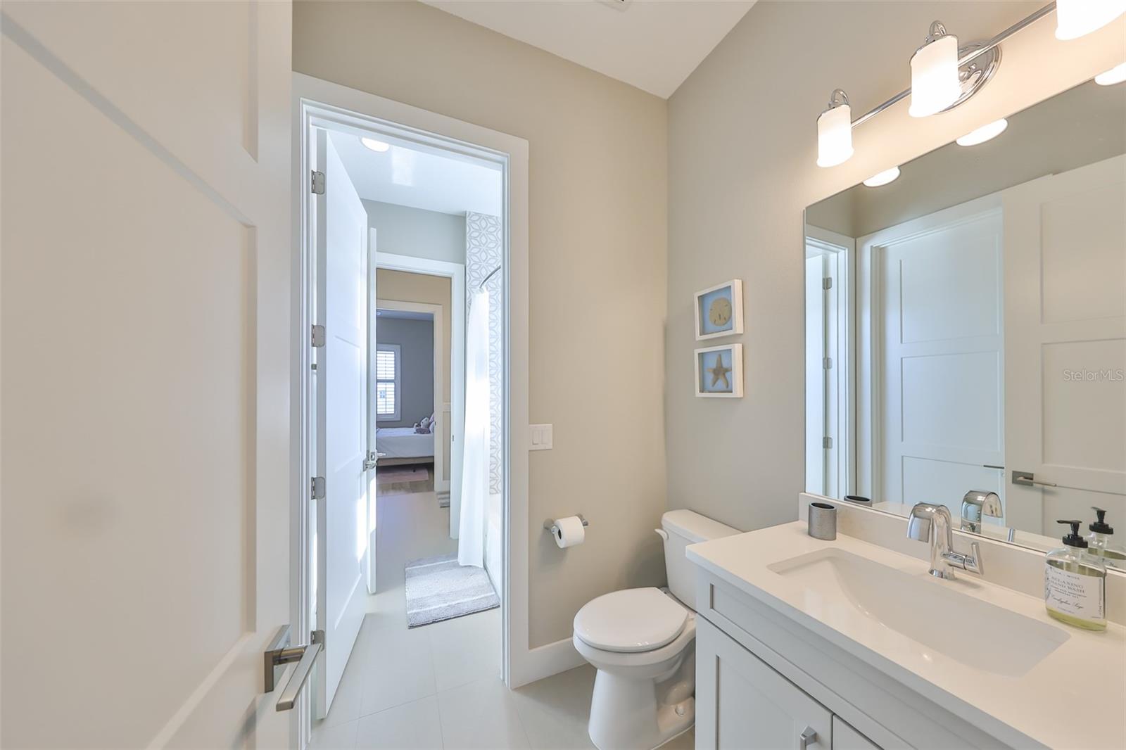 Listing photo id 46 for 715 Pinckney Drive