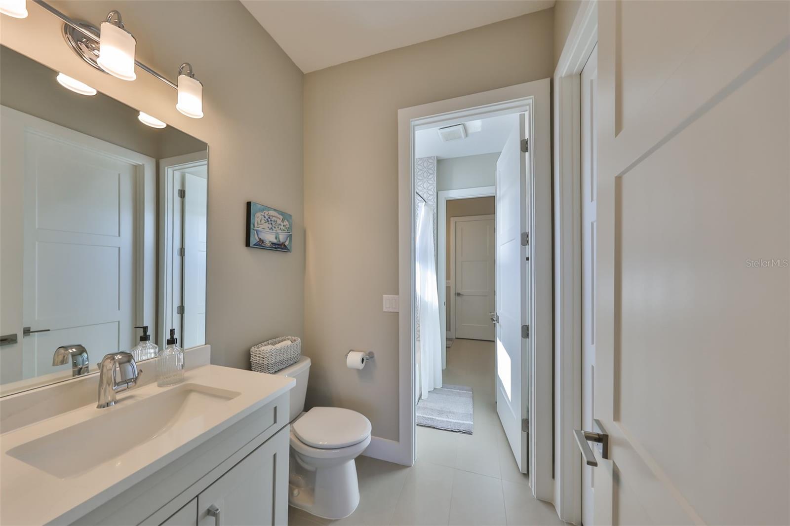 Listing photo id 47 for 715 Pinckney Drive