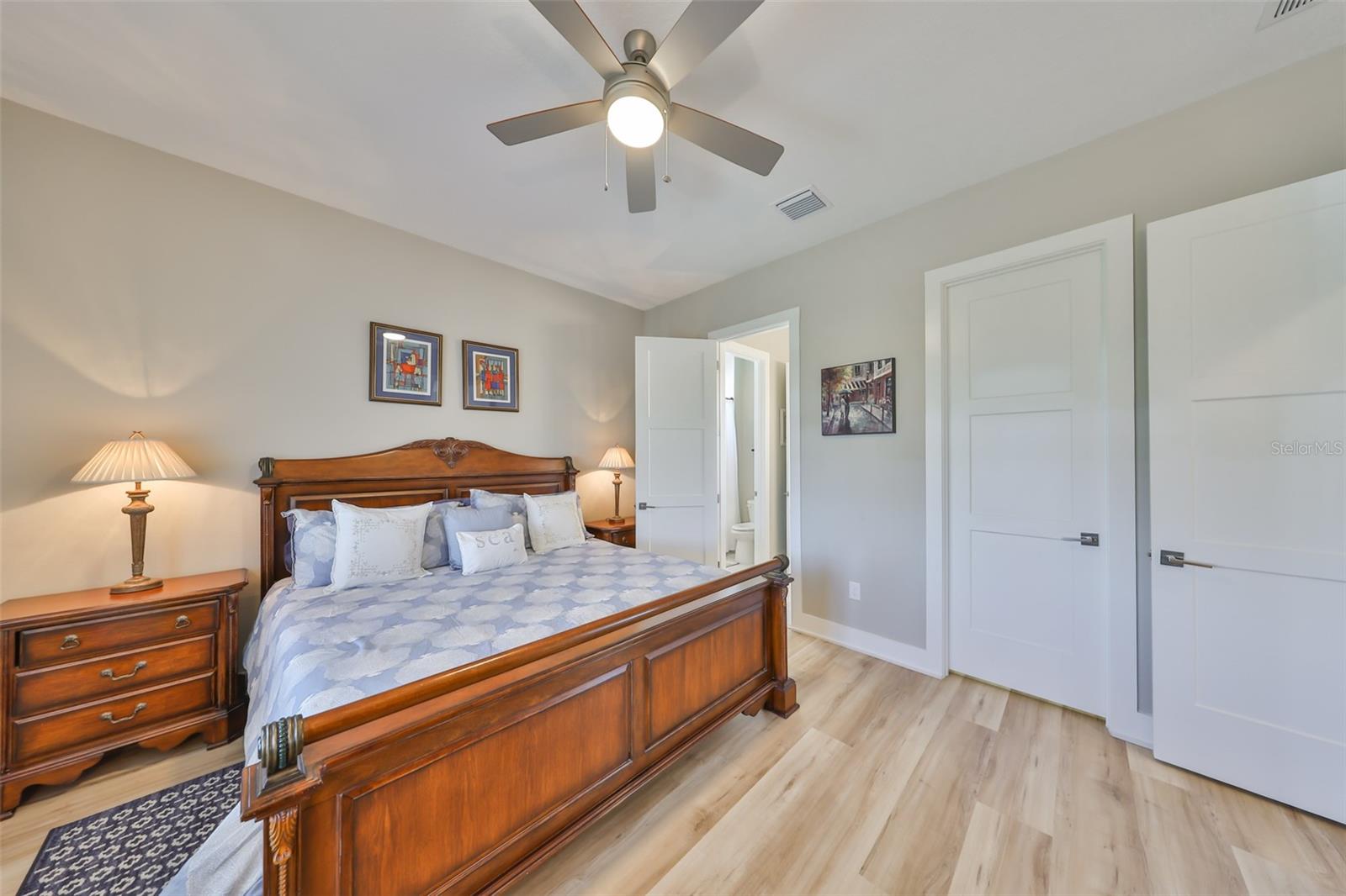 Listing photo id 53 for 715 Pinckney Drive