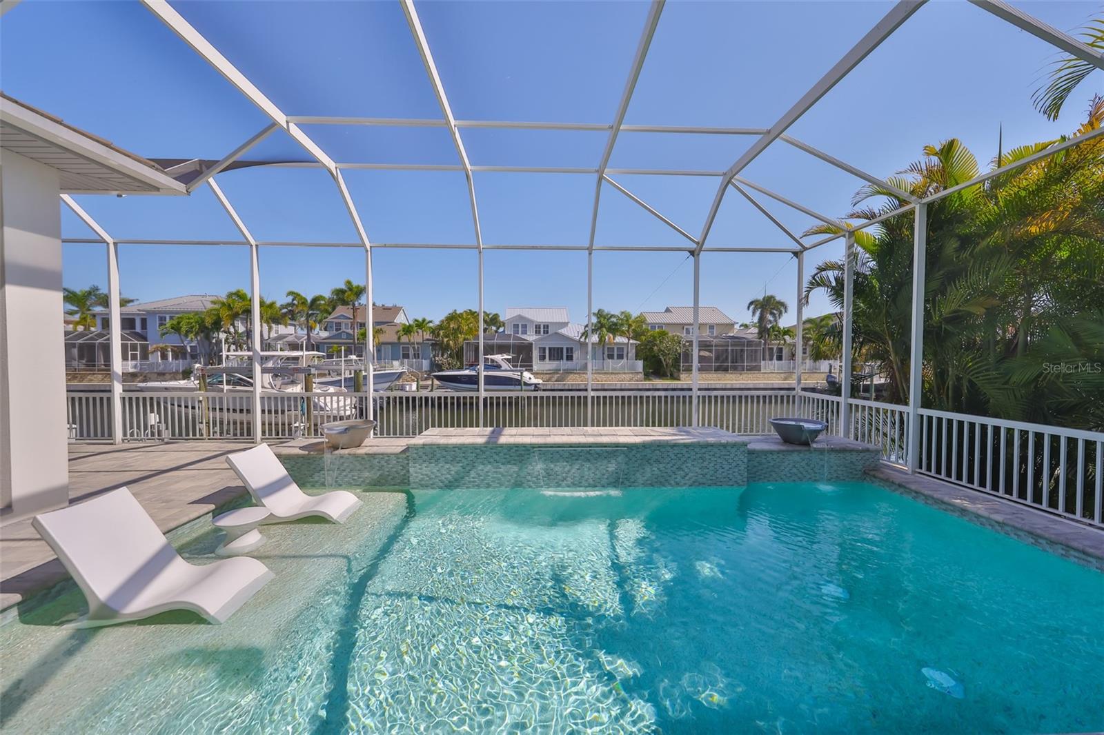 Listing photo id 57 for 715 Pinckney Drive