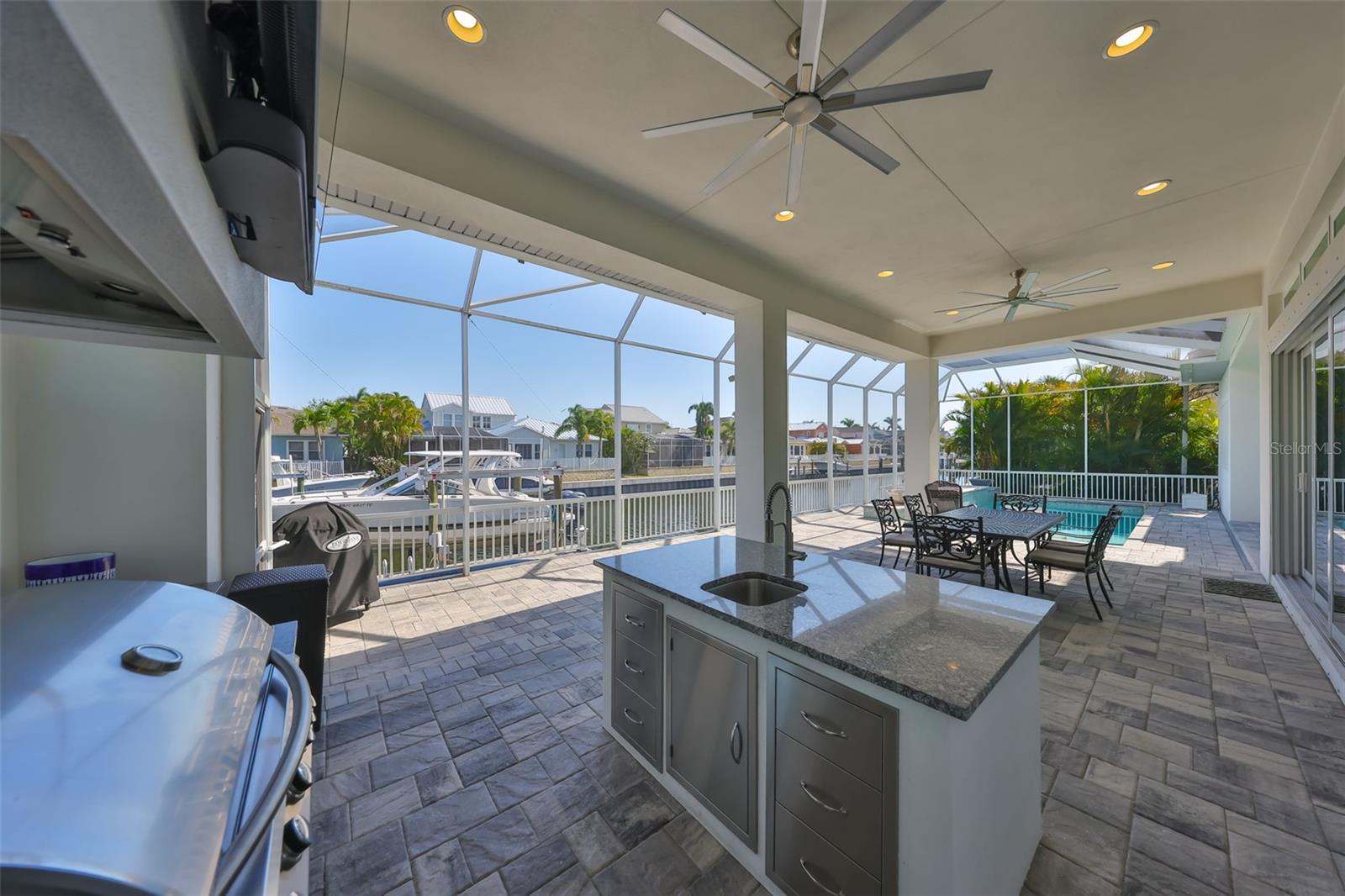 Listing photo id 63 for 715 Pinckney Drive
