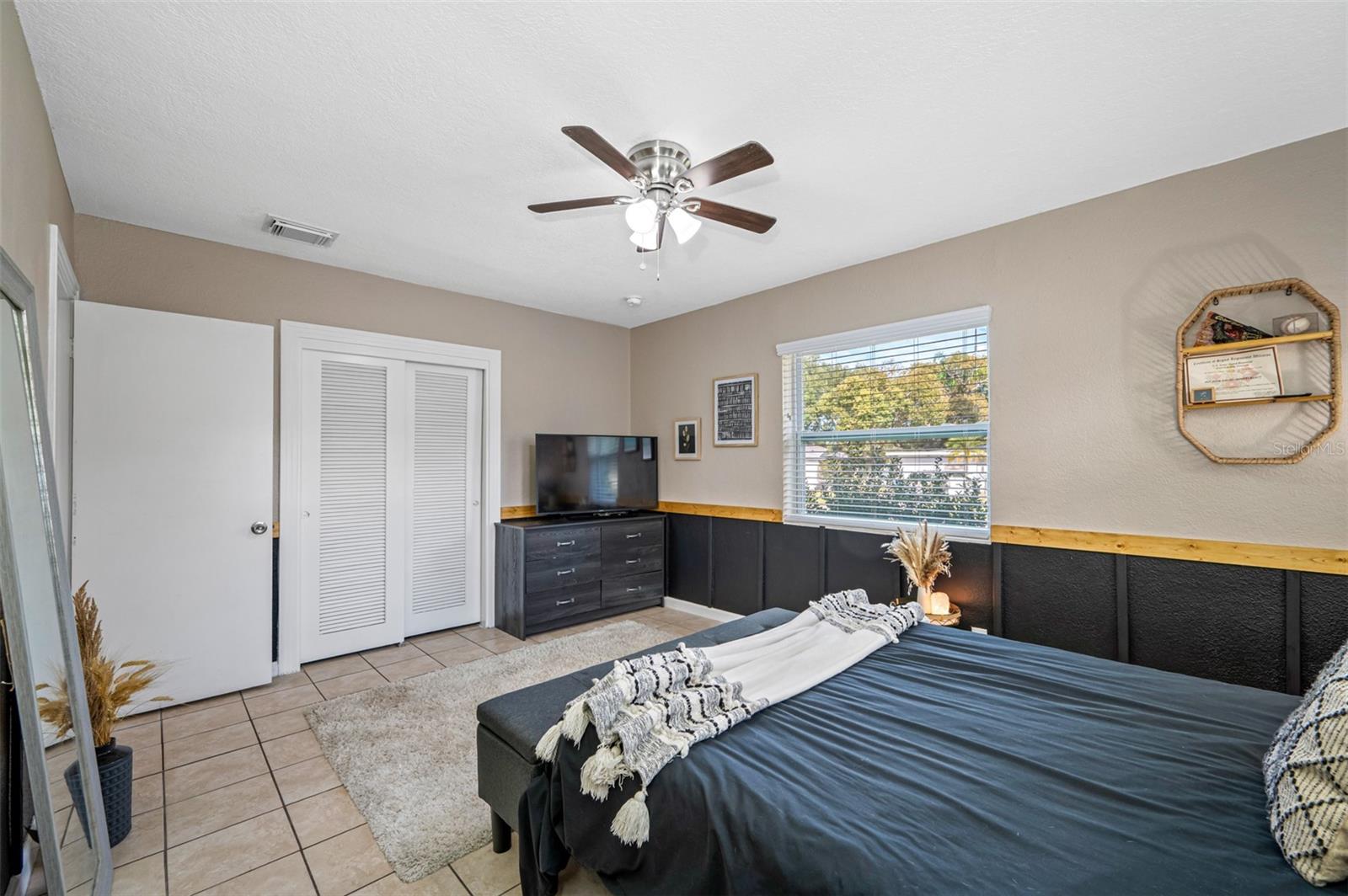 Listing photo id 18 for 1411 Pinebrook Drive