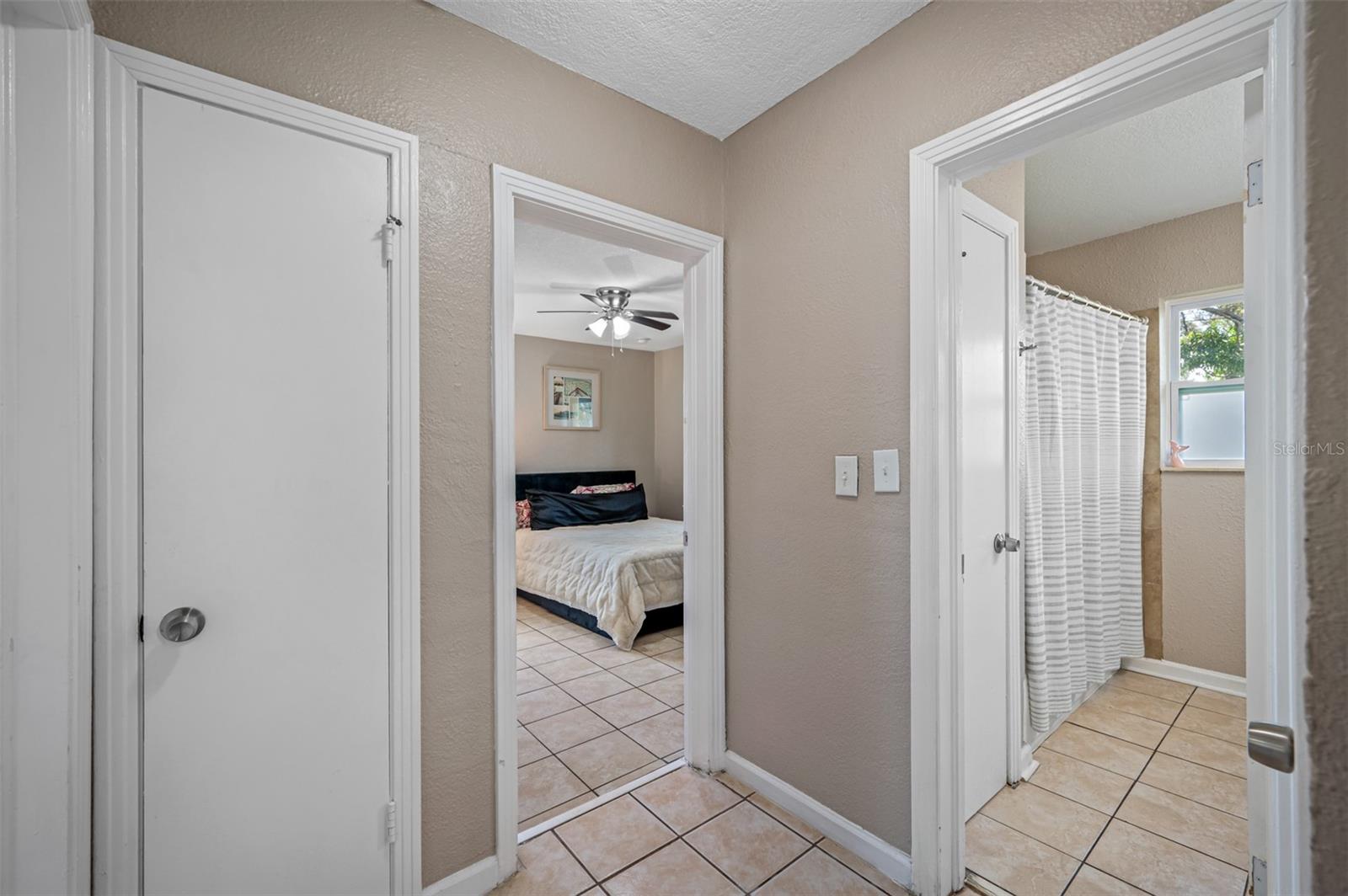 Listing photo id 21 for 1411 Pinebrook Drive