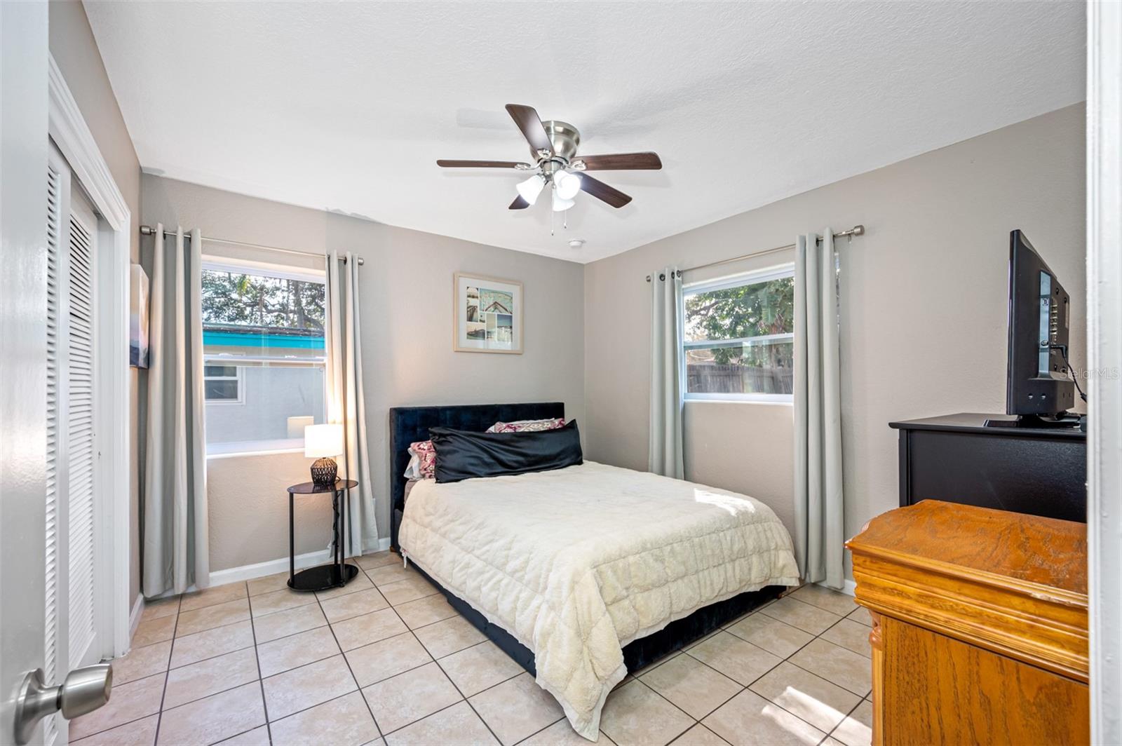 Listing photo id 22 for 1411 Pinebrook Drive
