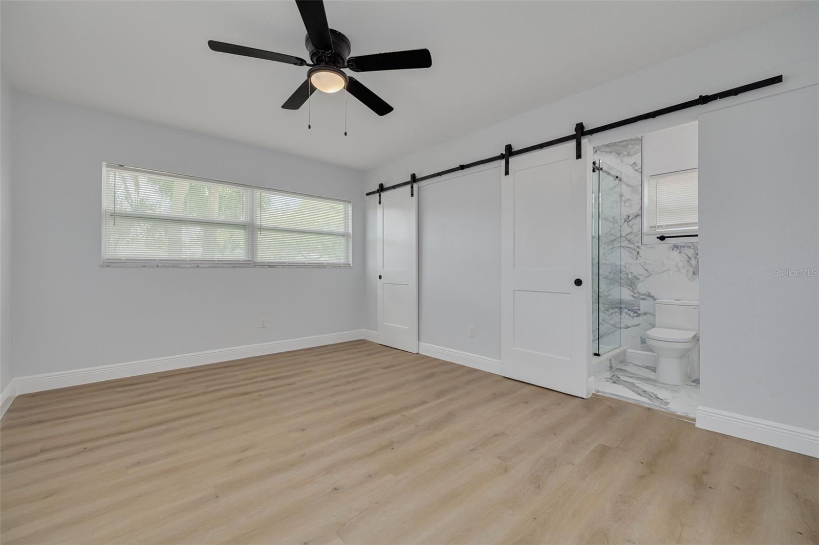 Image 14 of 35 For 2156 Greenbriar Boulevard