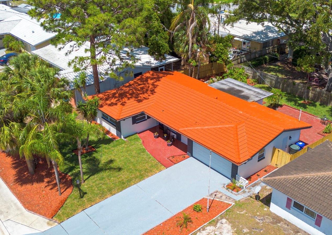 Image 2 of 35 For 2156 Greenbriar Boulevard