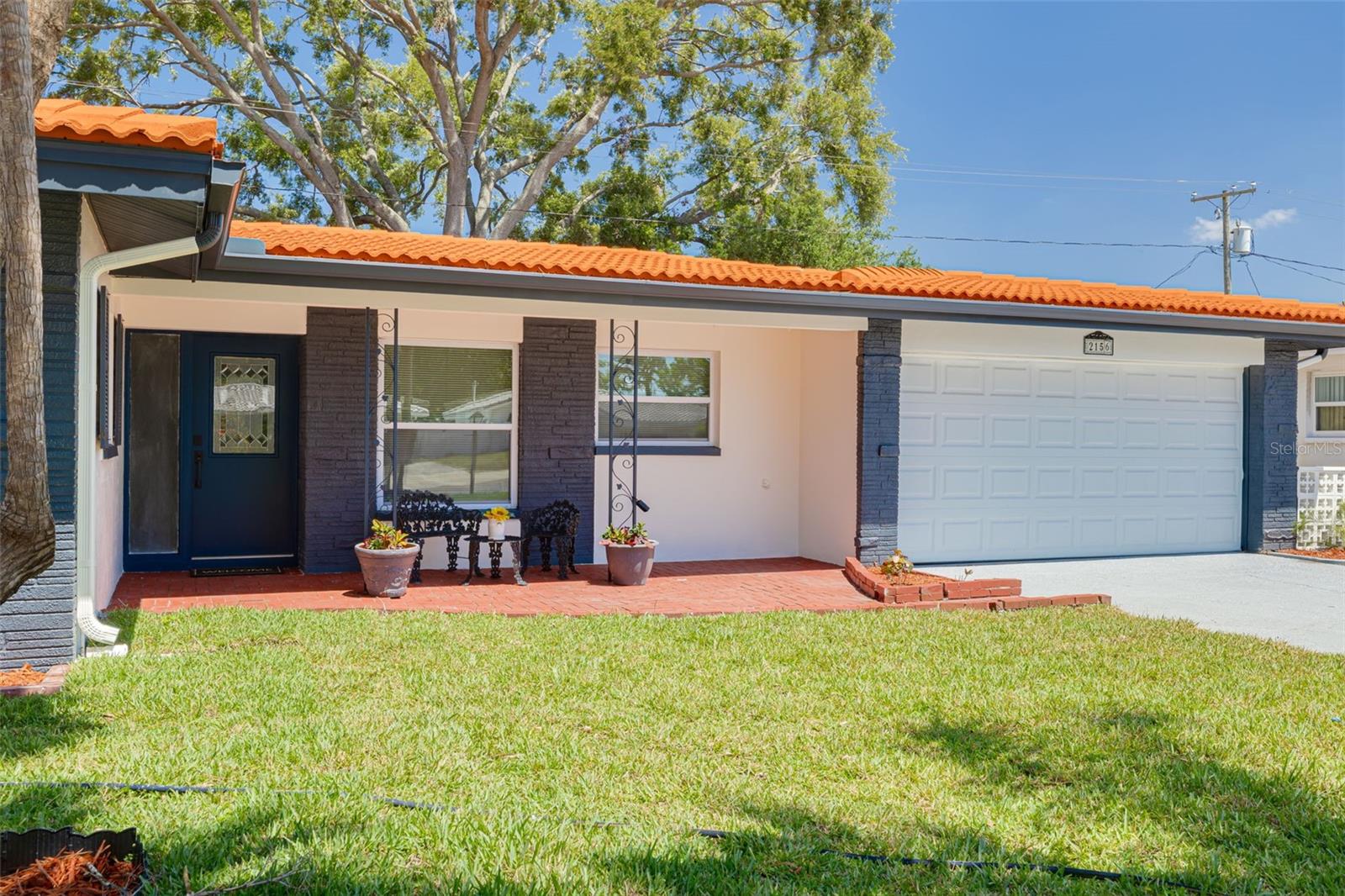 Image 4 of 35 For 2156 Greenbriar Boulevard