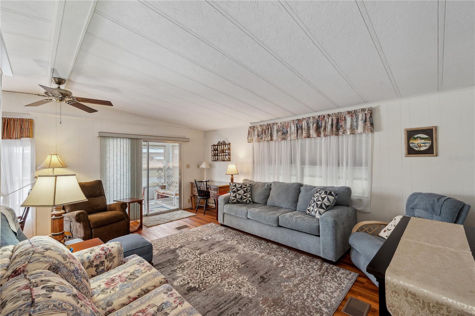 Image 12 of 44 For 4801 Blanco Drive