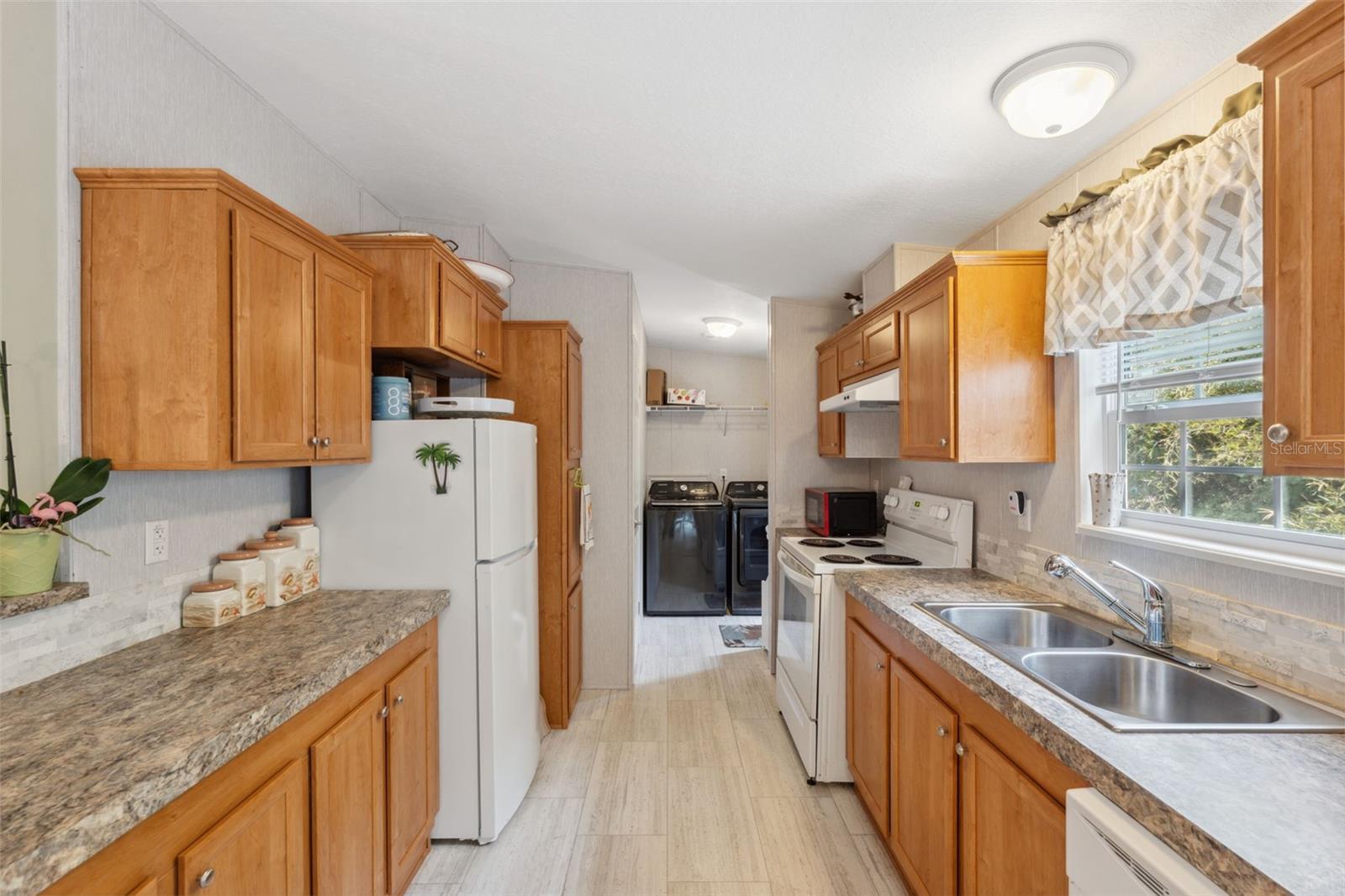 Image 18 of 50 For 10502 Atlee Street