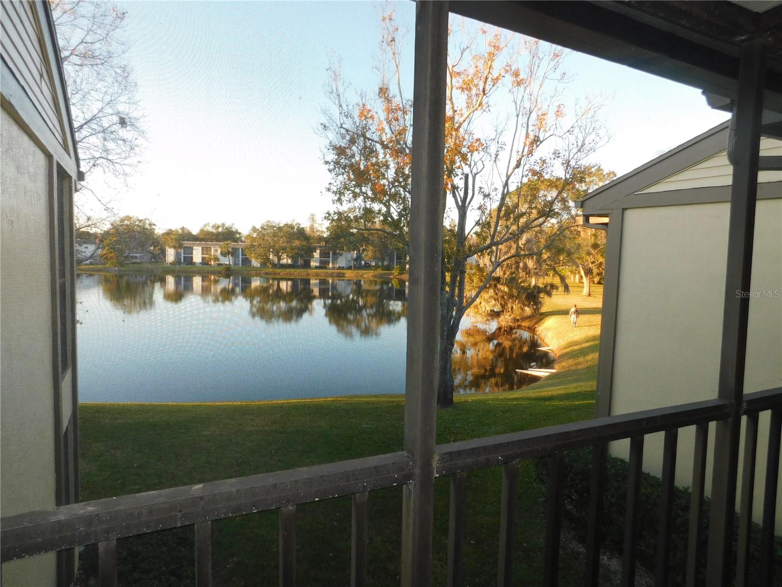 Image 29 of 29 For 218 Woodlake Wynde  218