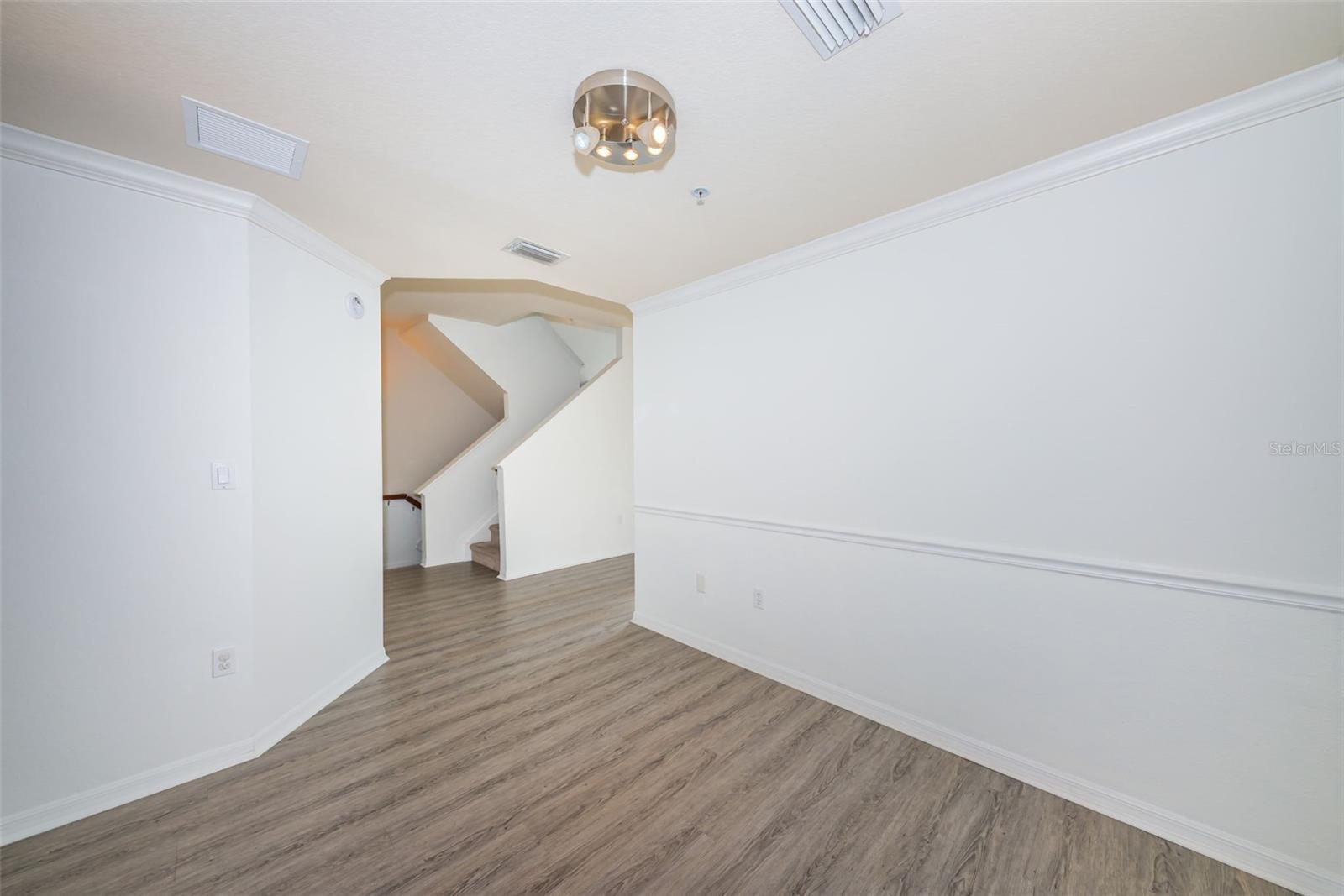 Image 10 of 44 For 5215 Beach Breeze Court 5215