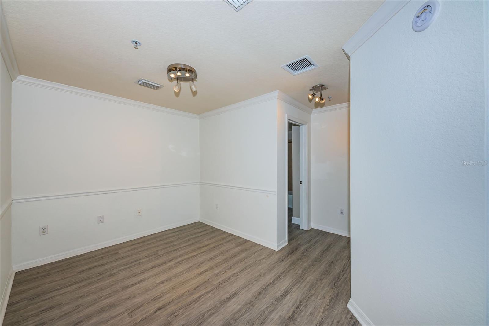 Image 12 of 44 For 5215 Beach Breeze Court 5215