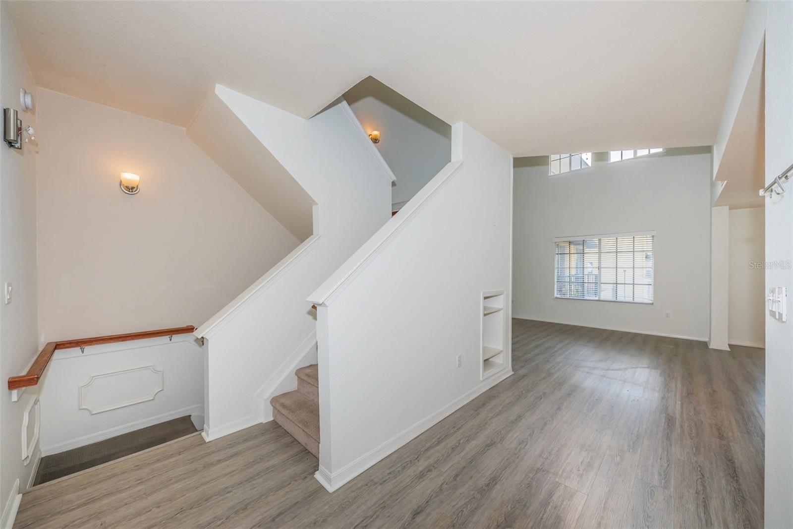 Image 22 of 44 For 5215 Beach Breeze Court 5215