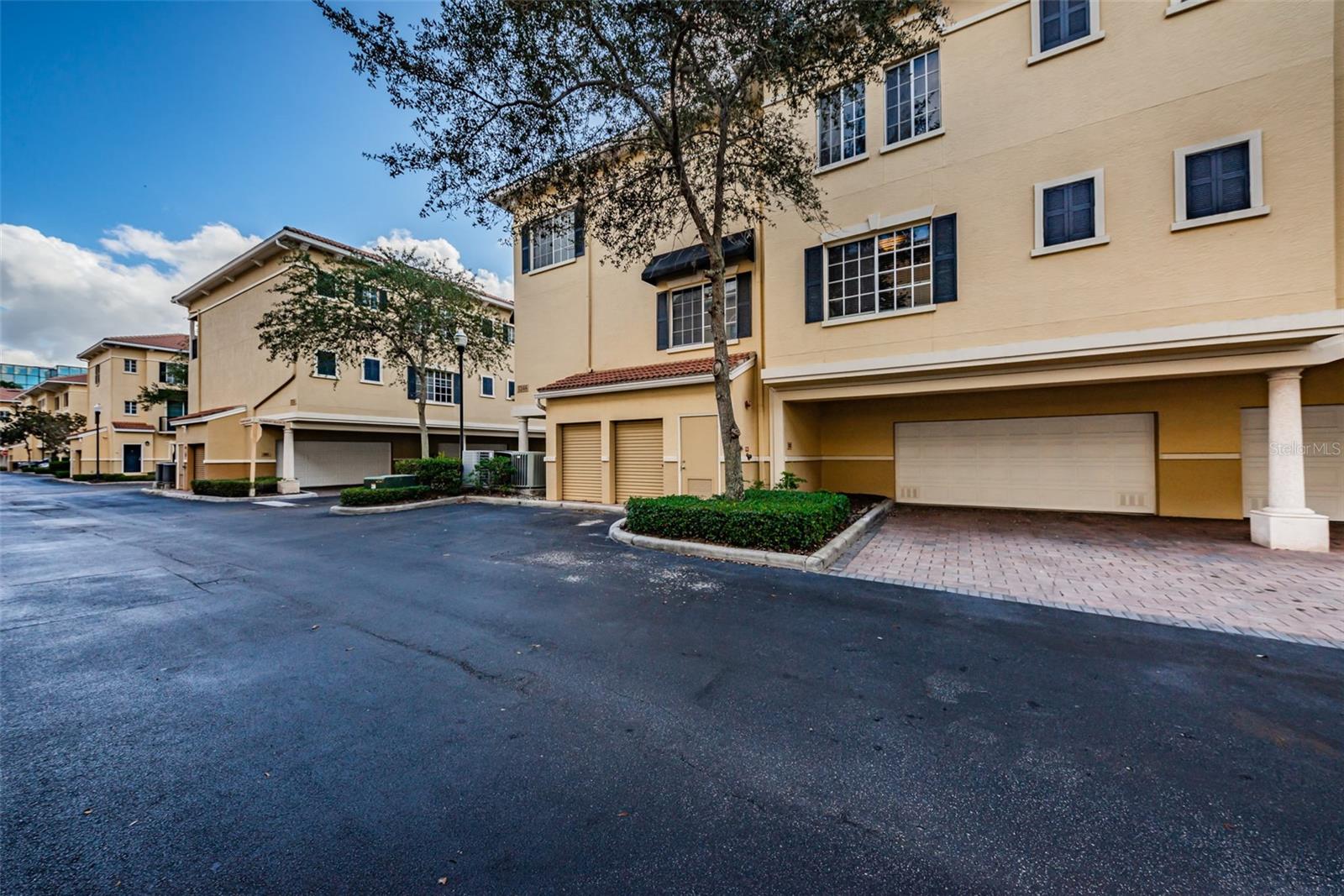 Image 3 of 44 For 5215 Beach Breeze Court 5215