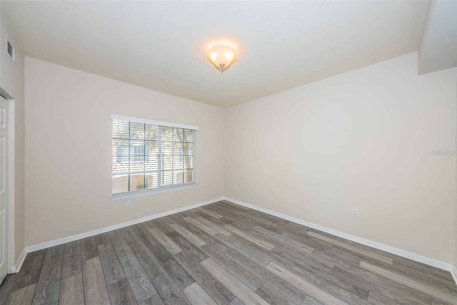Image 33 of 44 For 5215 Beach Breeze Court 5215